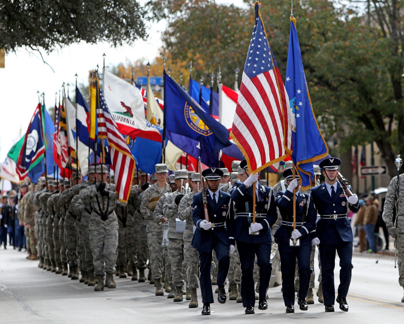 Many attend Veterans Day Parade downtown