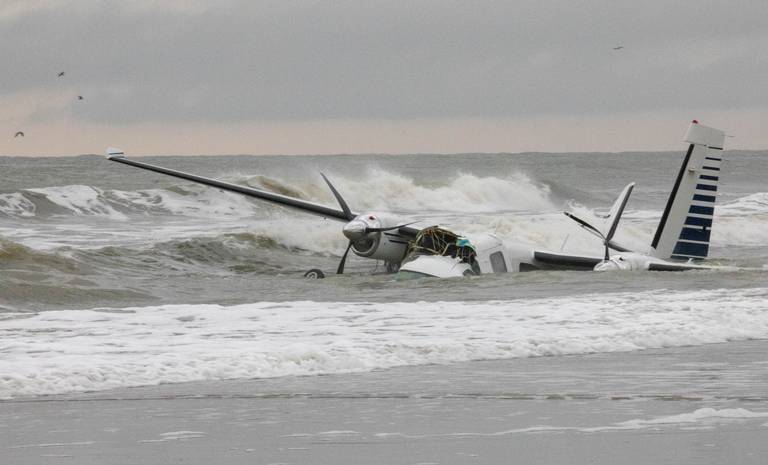 Pilot Injured After Crashing Plane Into Ocean In Myrtle Beach