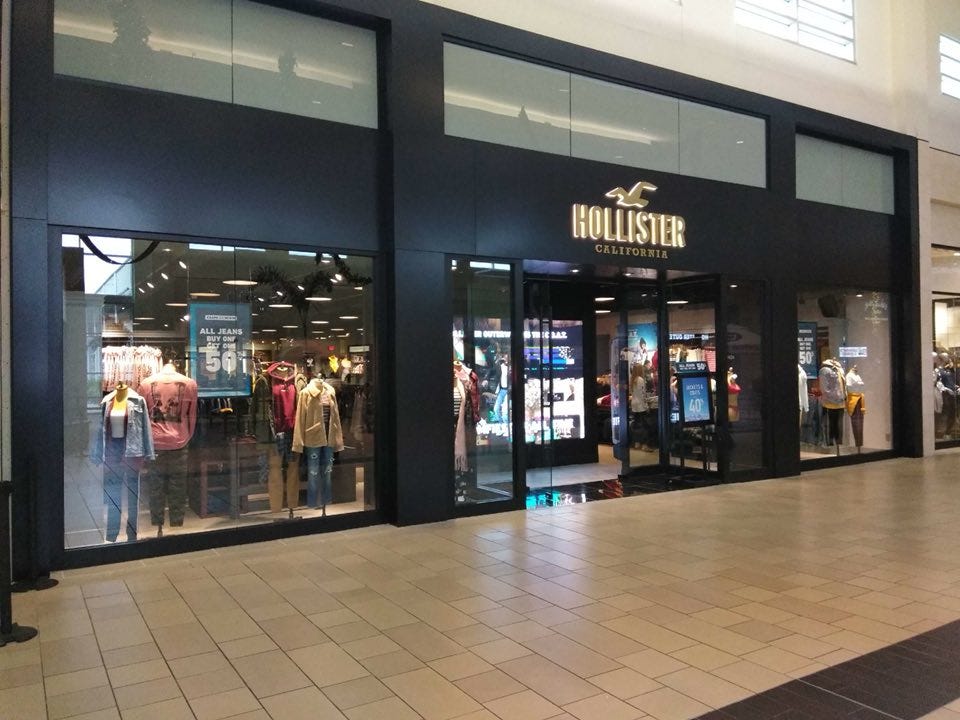 hollister summit mall
