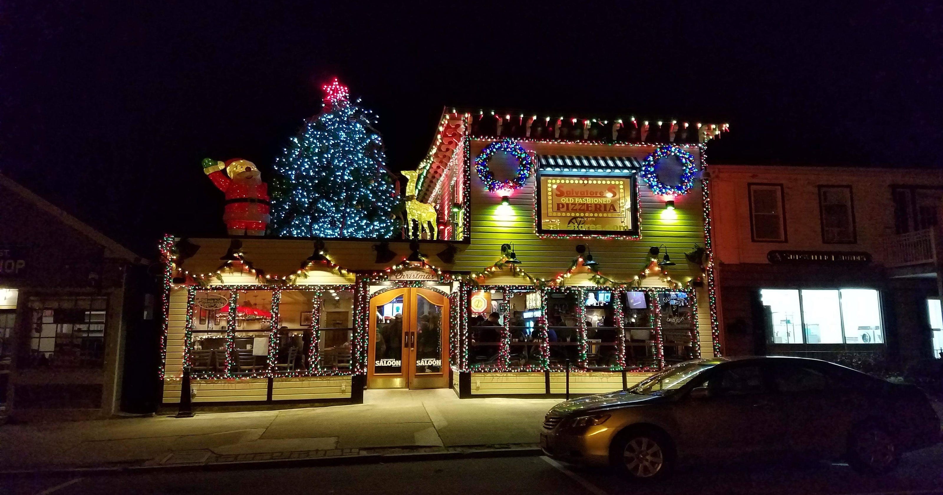 Rochester, NY, restaurants go all out with Christmas decorations, events