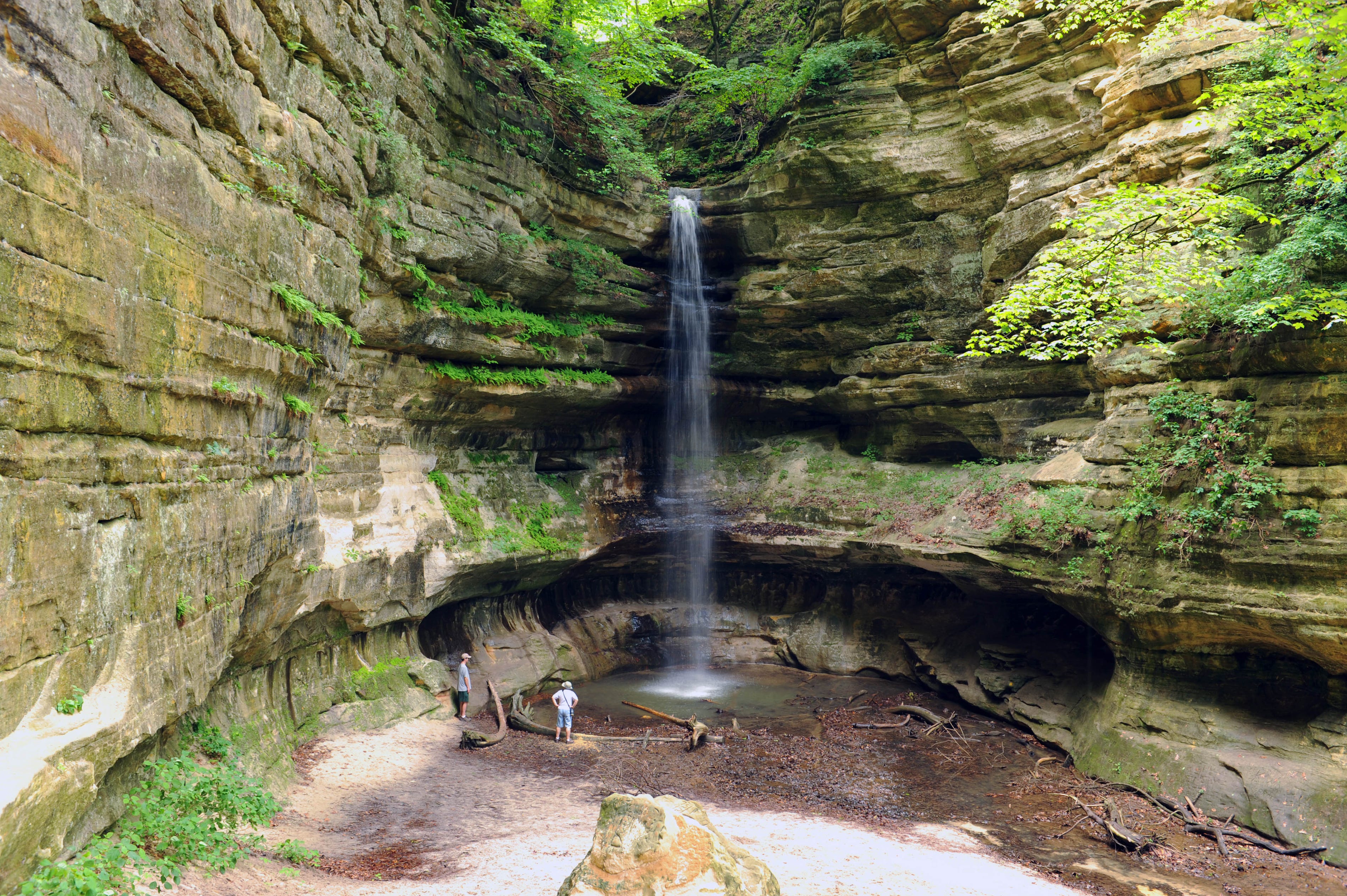 Escape To Starved Rock: Where History Meets Adventure In Illinois