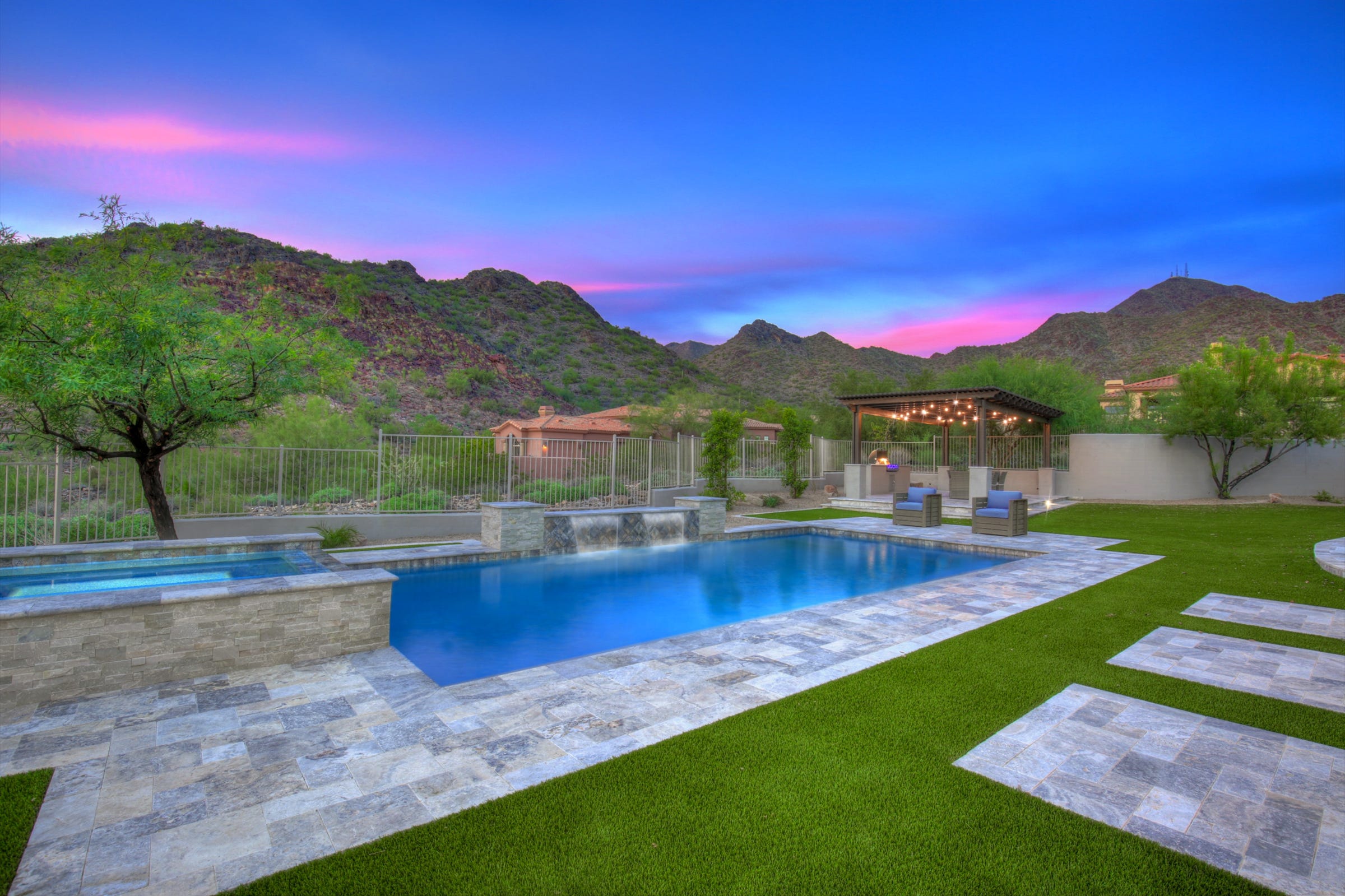 Luxury homes: House perched on Camelback Mountain sells for $3.6M