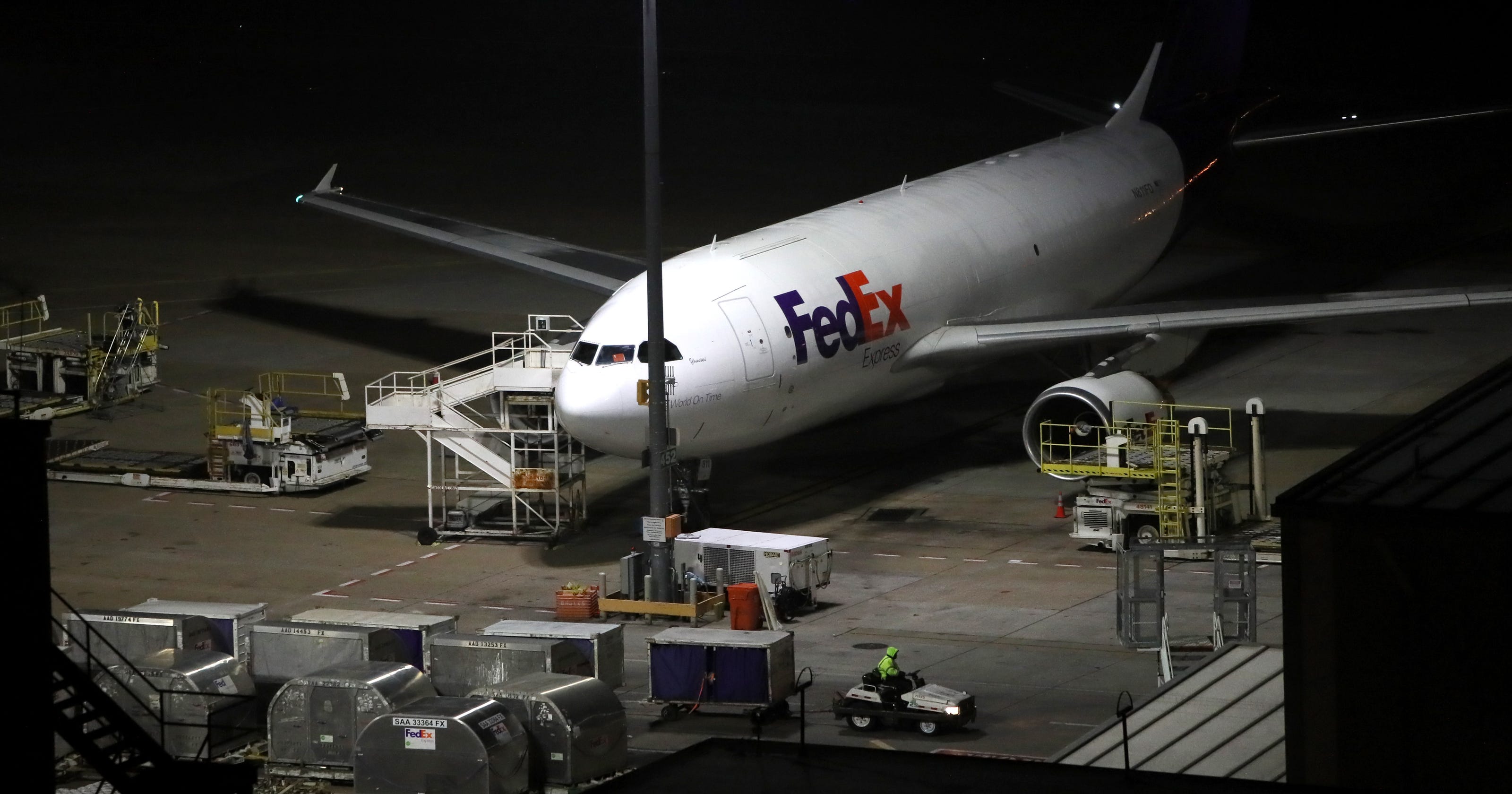 FedEx Express pilot Todd Hohn still detained in China, union says