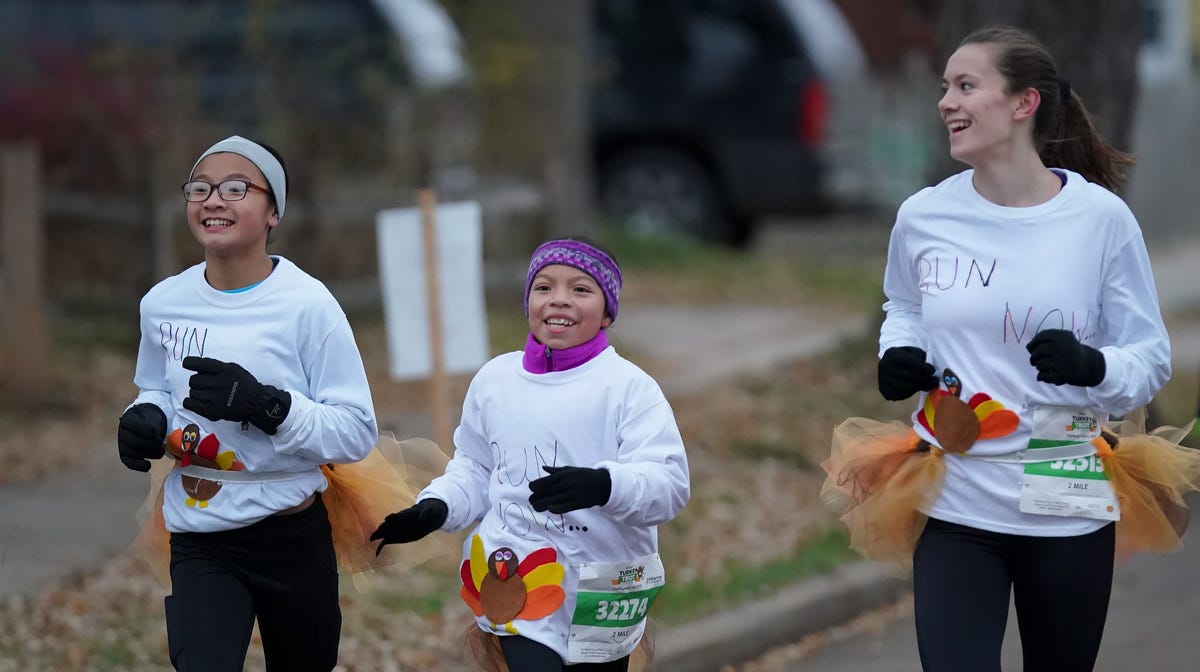 Festival Foods Turkey Trot Oshkosh 11th annual