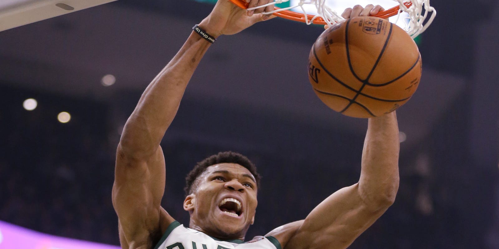 Giannis Antetokounmpo dunk show set to return to Madison ...