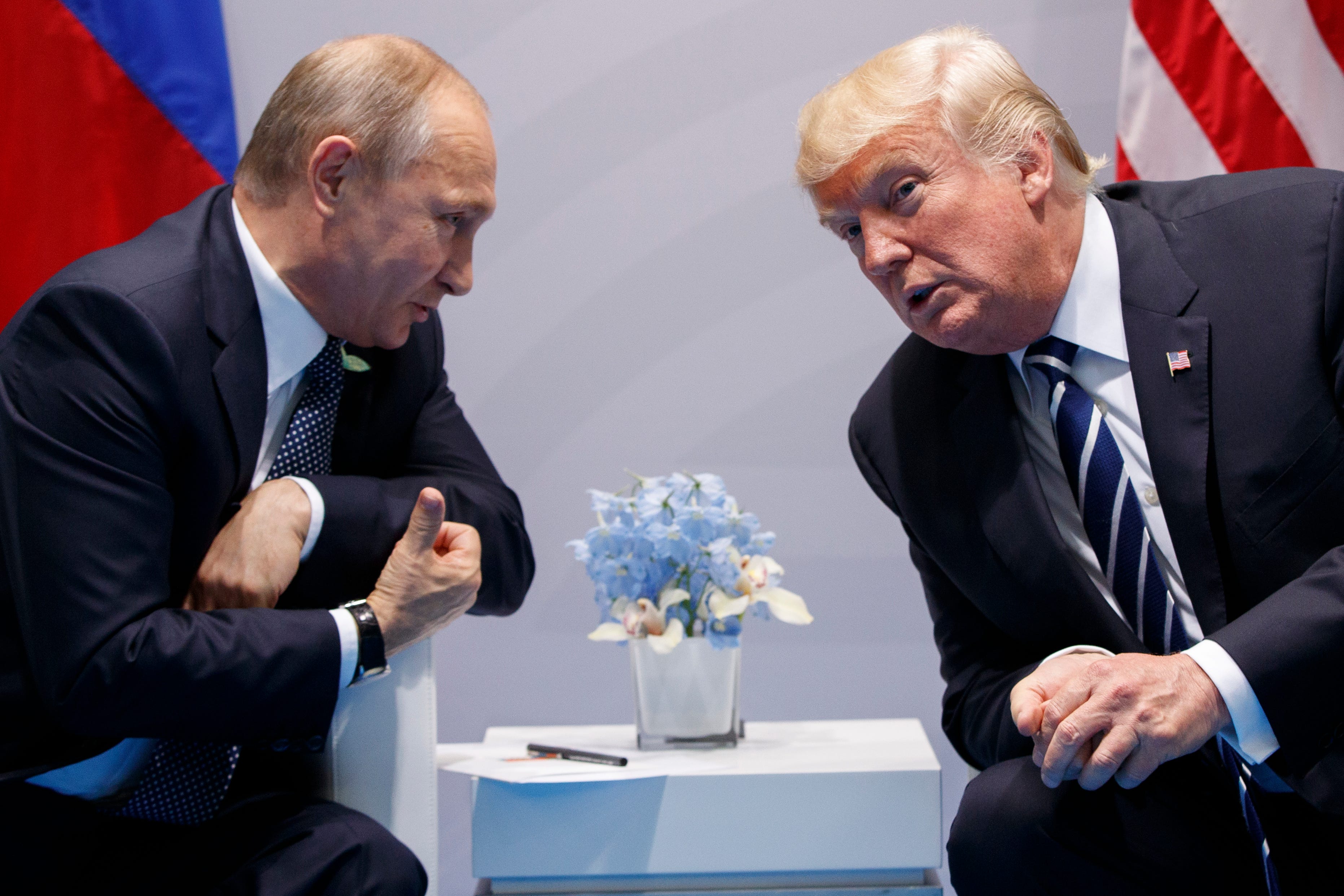 Vladimir Putin Says If Us Donald Trump Builds Missiles Russia Will 2977