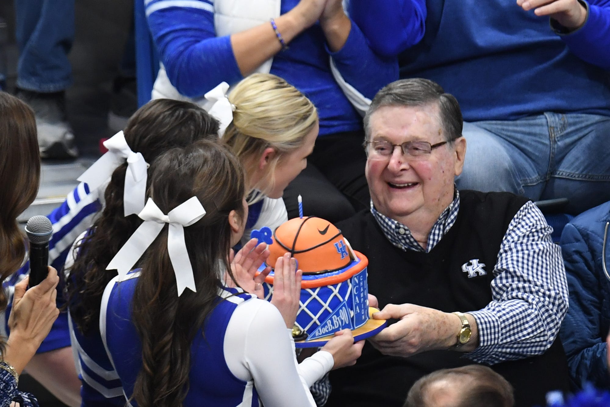 Joe B. Hall: Kentucky Basketball Legends Remember Former Coach