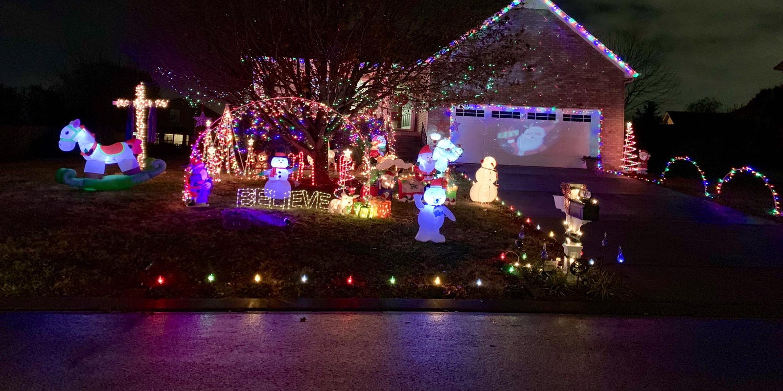Where to see the best Christmas lights in Murfreesboro, Smyrna and La