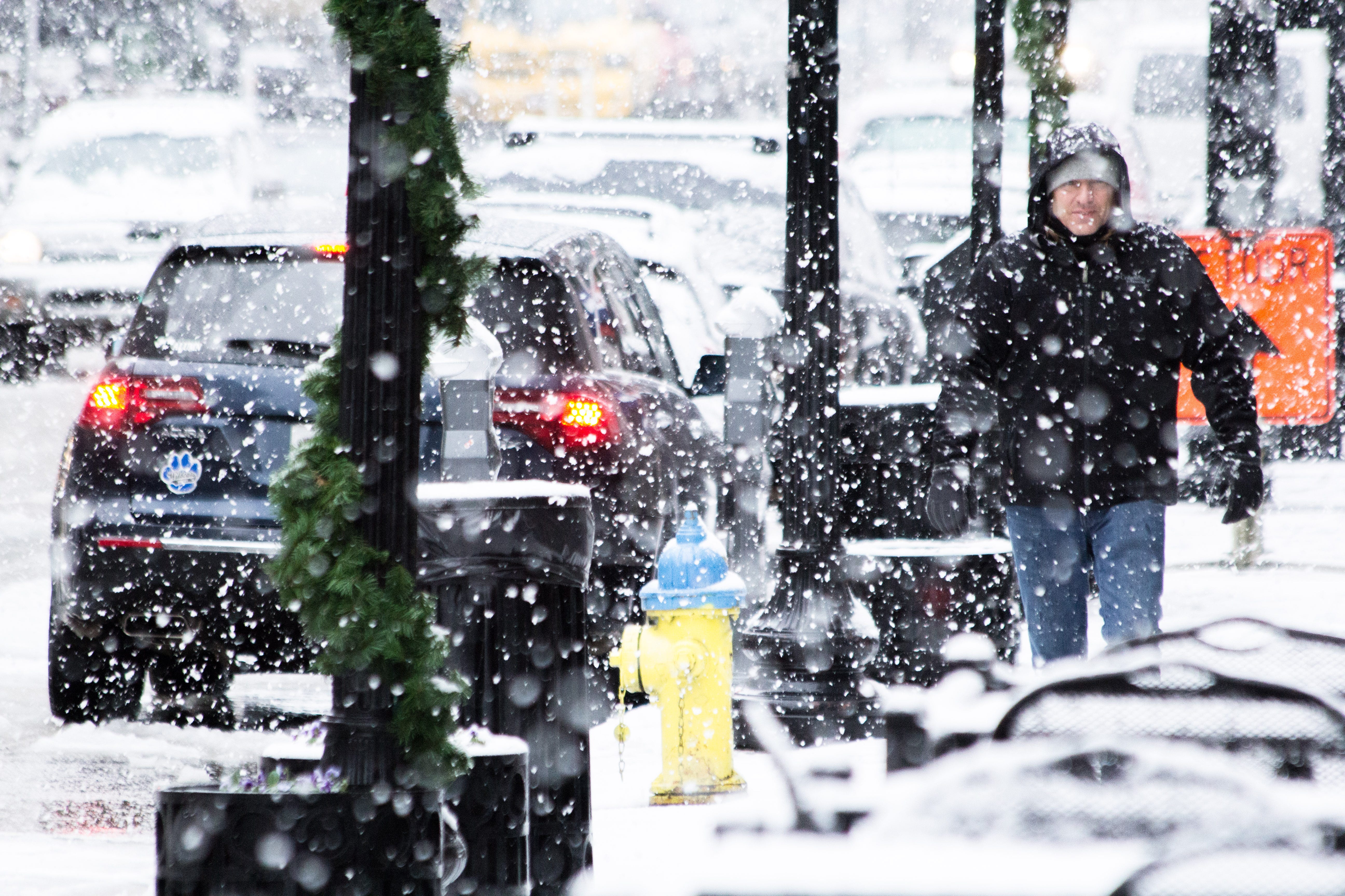 Knoxville's First Snow Of The Season Could Hang Around Through Monday