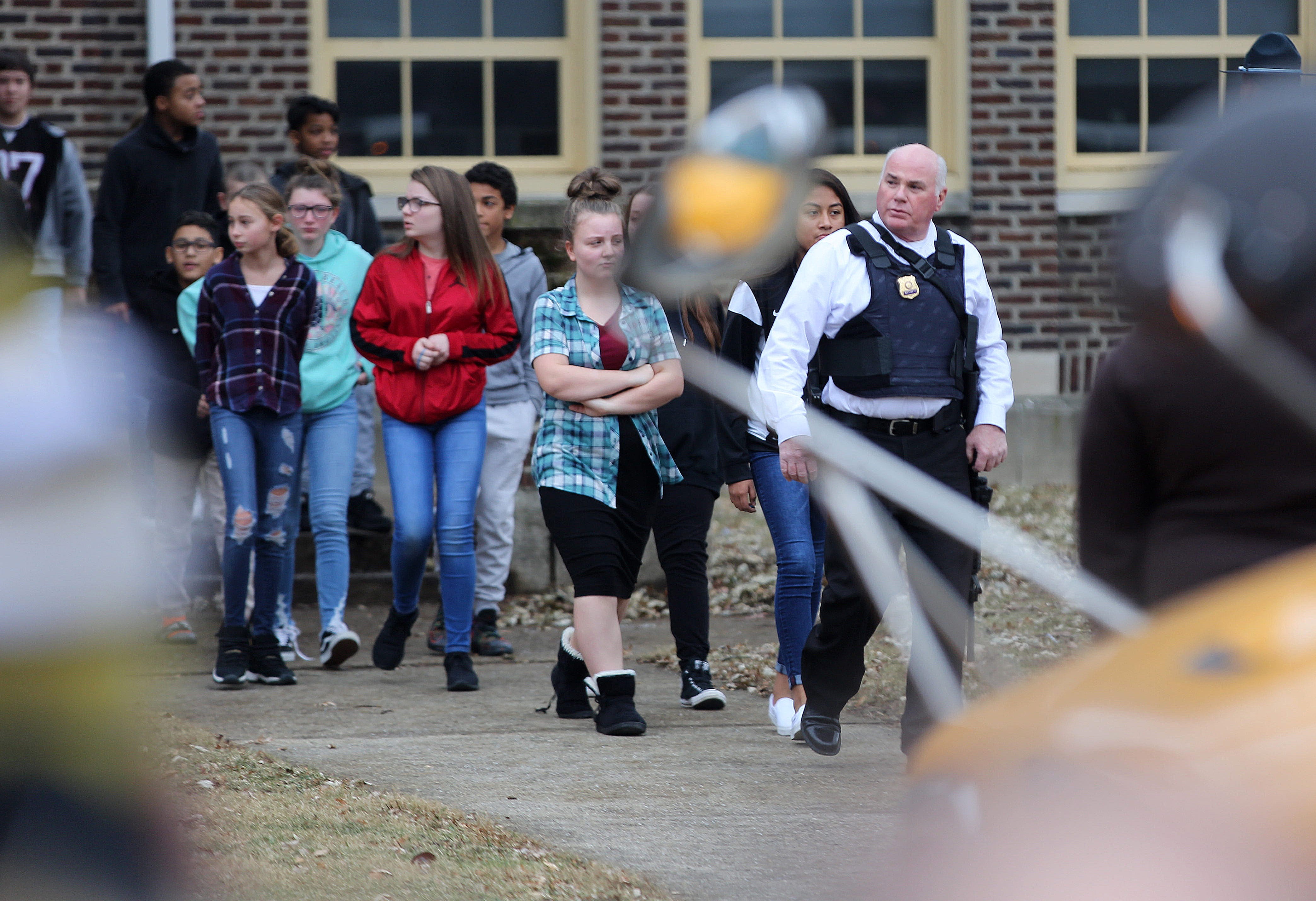 Indiana middle school shooting 14yearold dies by suicide