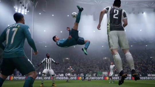 22. FIFA 19 (Xbox One) A série “FIFA” da EA existe há um quarto de século.  "FIFA 19", a mais recente franquia esportiva mais vendida de todos os tempos, vendeu mais de 1,2 milhão de unidades para o Xbox One em apenas três semanas de vendas.