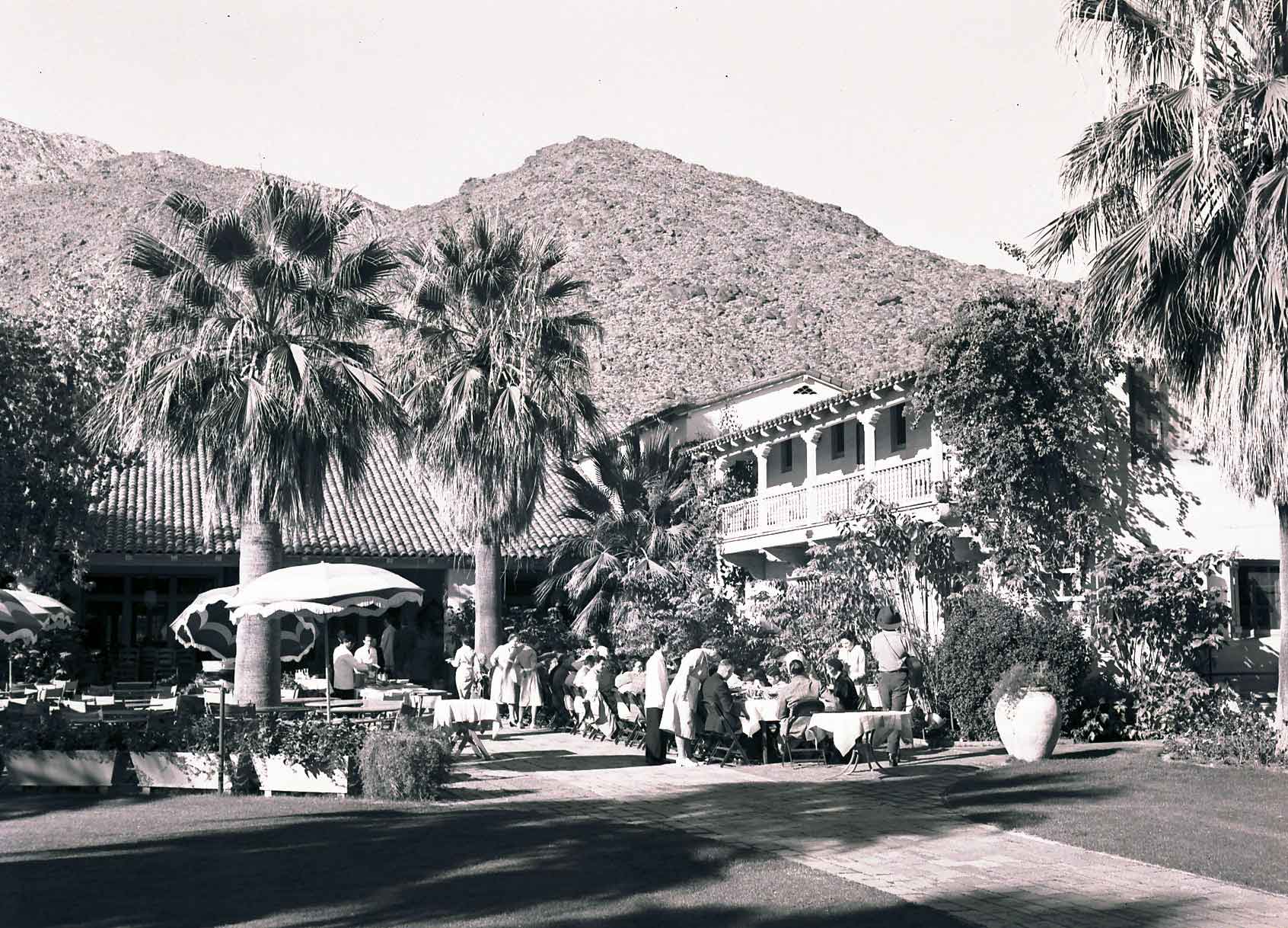 Historic Photos Of The Iconic Desert Inn In Palm Springs   Ad2710e1 89de 45ae 82e8 049e46375bed 90 0033 