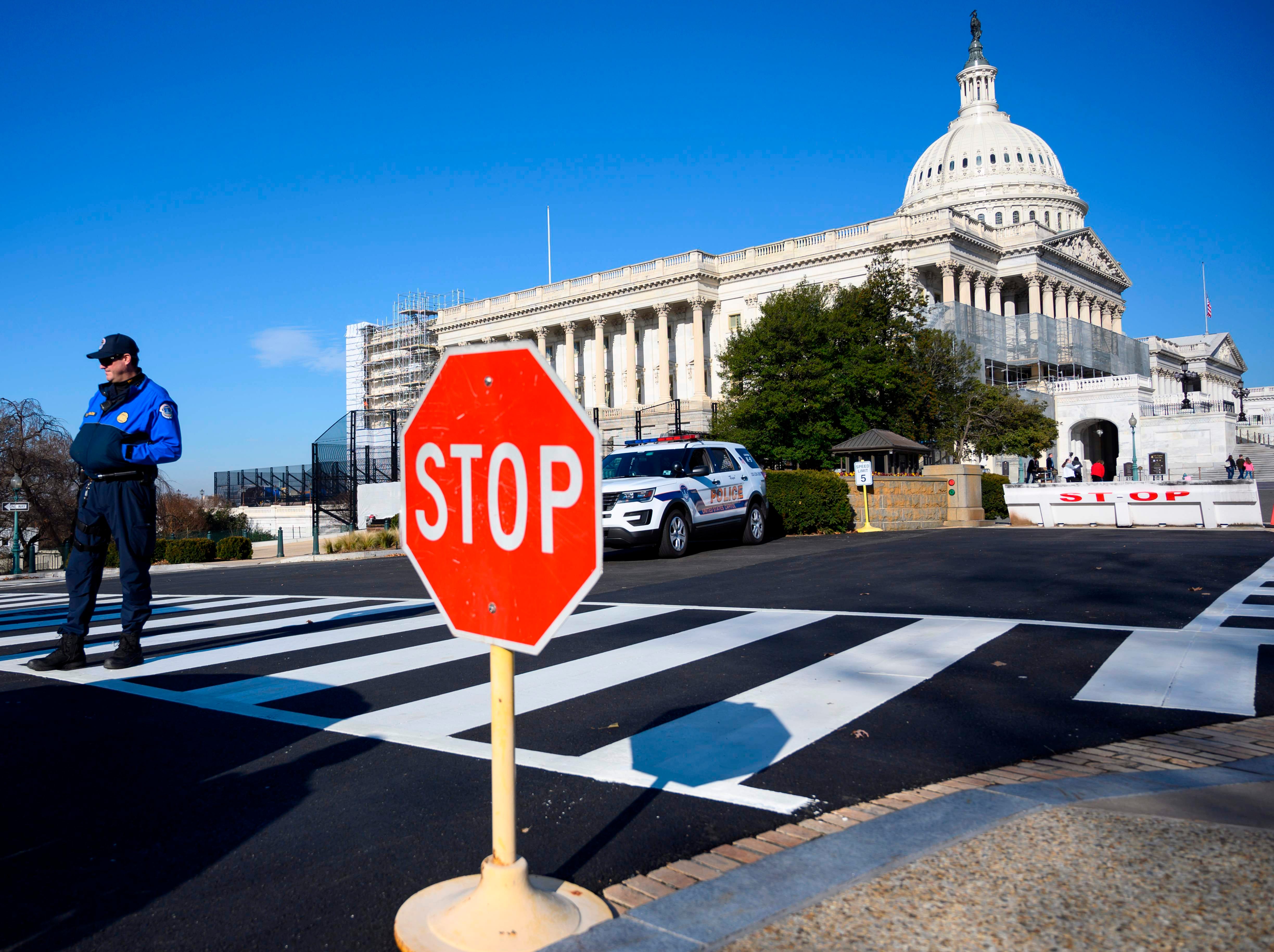 stop-definition-and-meaning-with-pictures-picture-dictionary-books