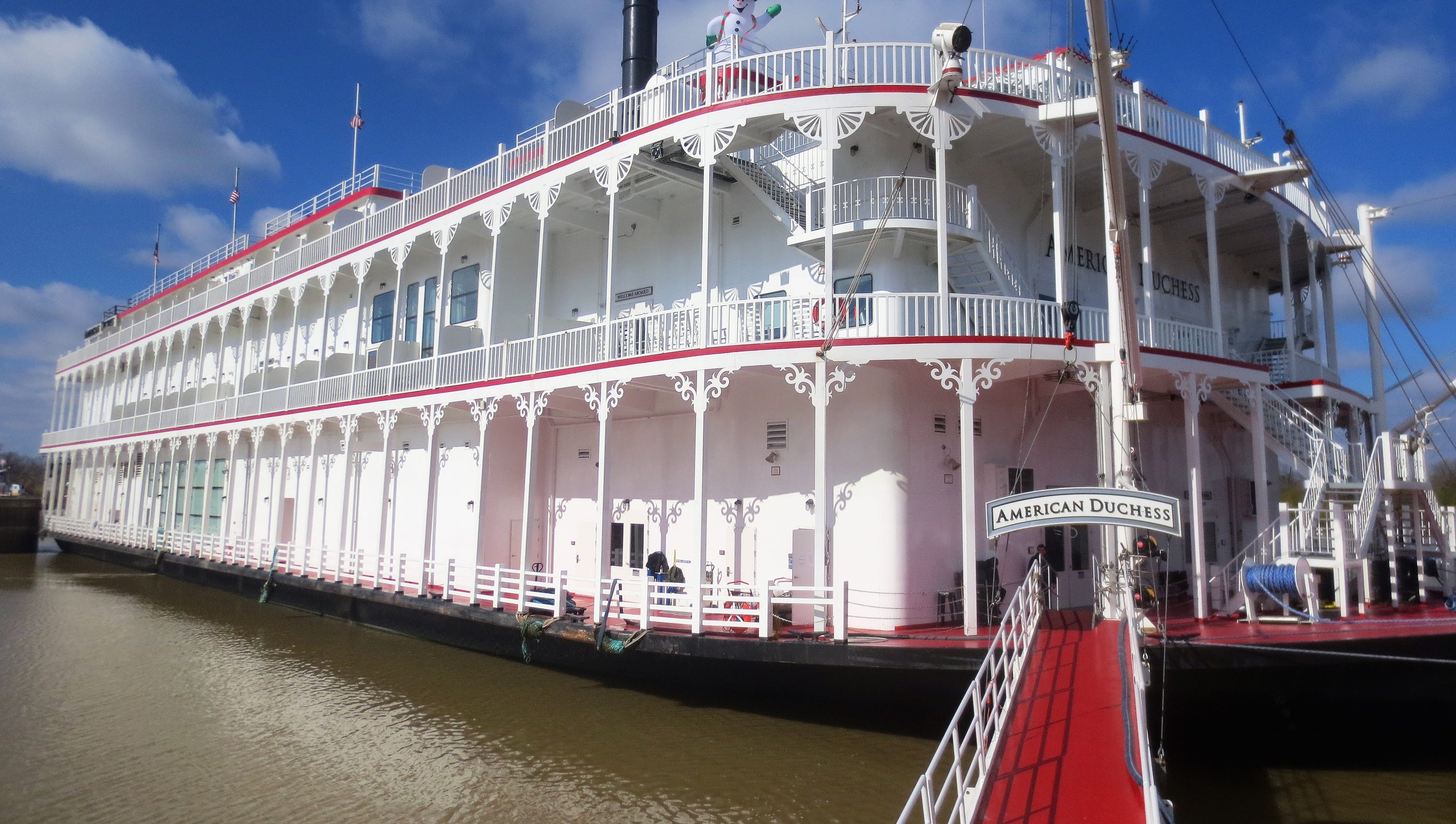 A Mississippi River cruise to explore antebellum history
