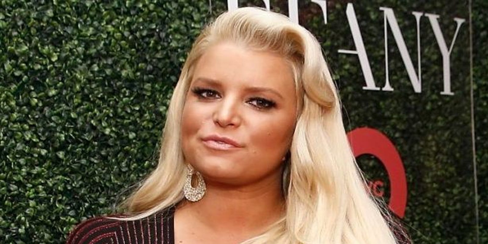 Jessica Simpson Gives Birth To Daughter Birdie Mae Johnson 