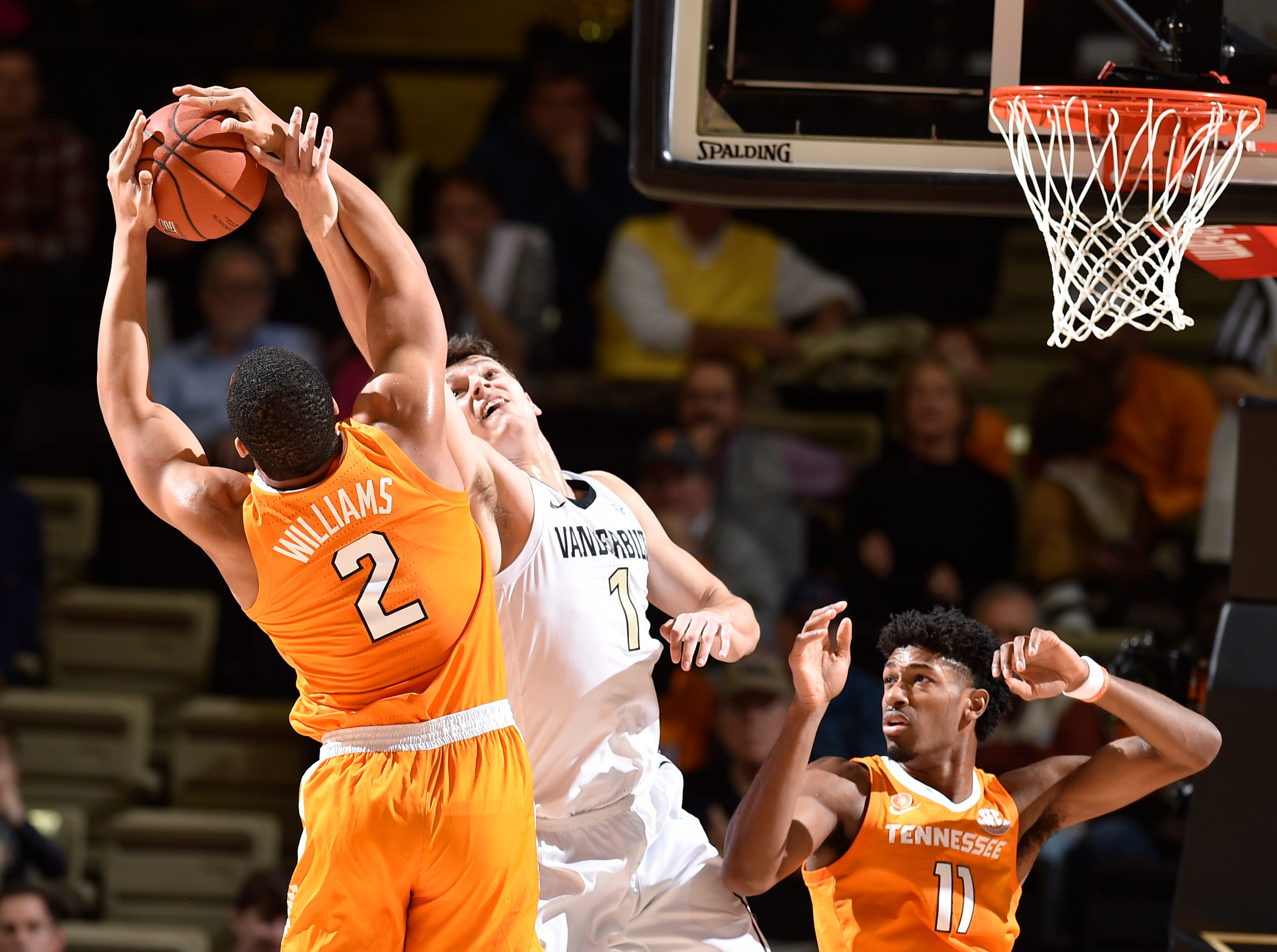 UT Vols: Tennessee Basketball Learns About Being No. 1 Vs Vanderbilt