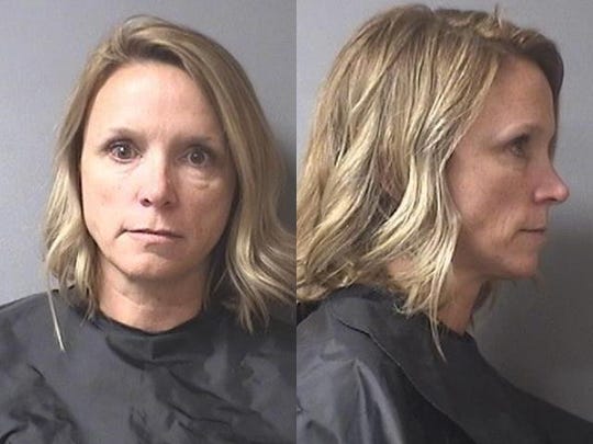   Casey Smitherman - Superintendent of the Elwood Community Schools in Elwood, Indiana, was convicted on Wednesday for charges of fraudulent behavior. insurance, deception of identity and malpractice and released on bail the same day, according to court records. 