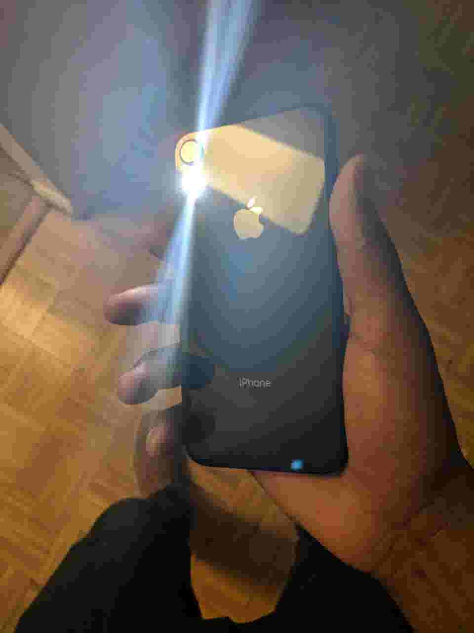 does-your-iphone-flashlight-seem-to-have-a-mind-of-its-own