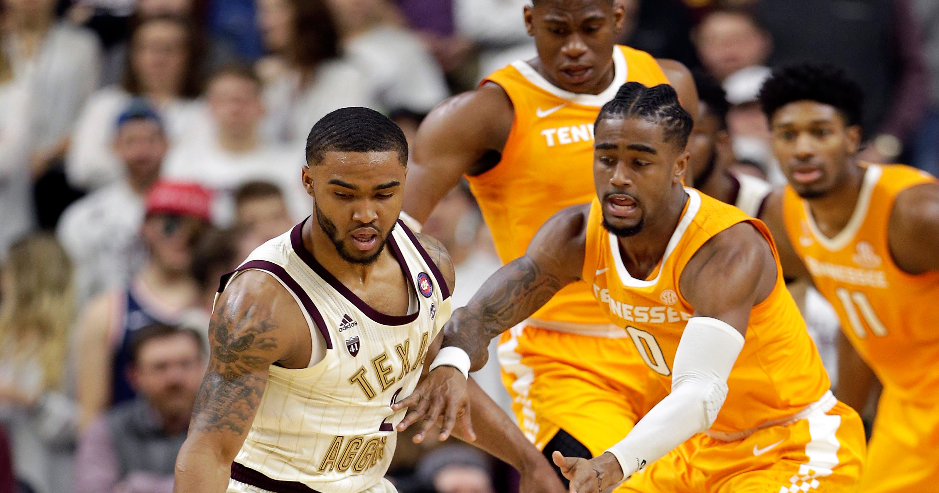 UT Vols basketball beats Texas A&M, sets record for longest win streak