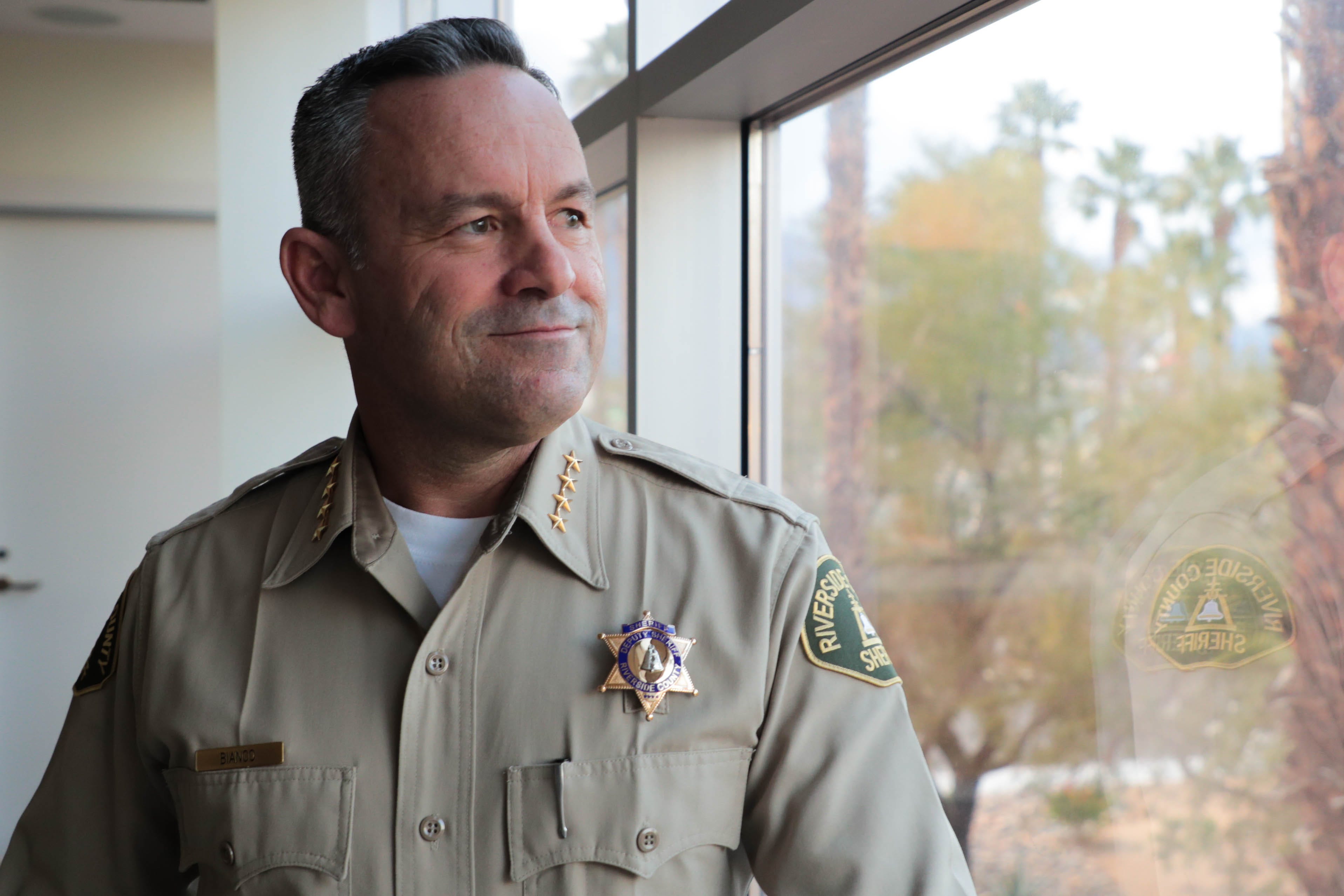 kravle Destruktiv matron Editorial: Riverside Sheriff Chad Bianco should help fight COVID-19