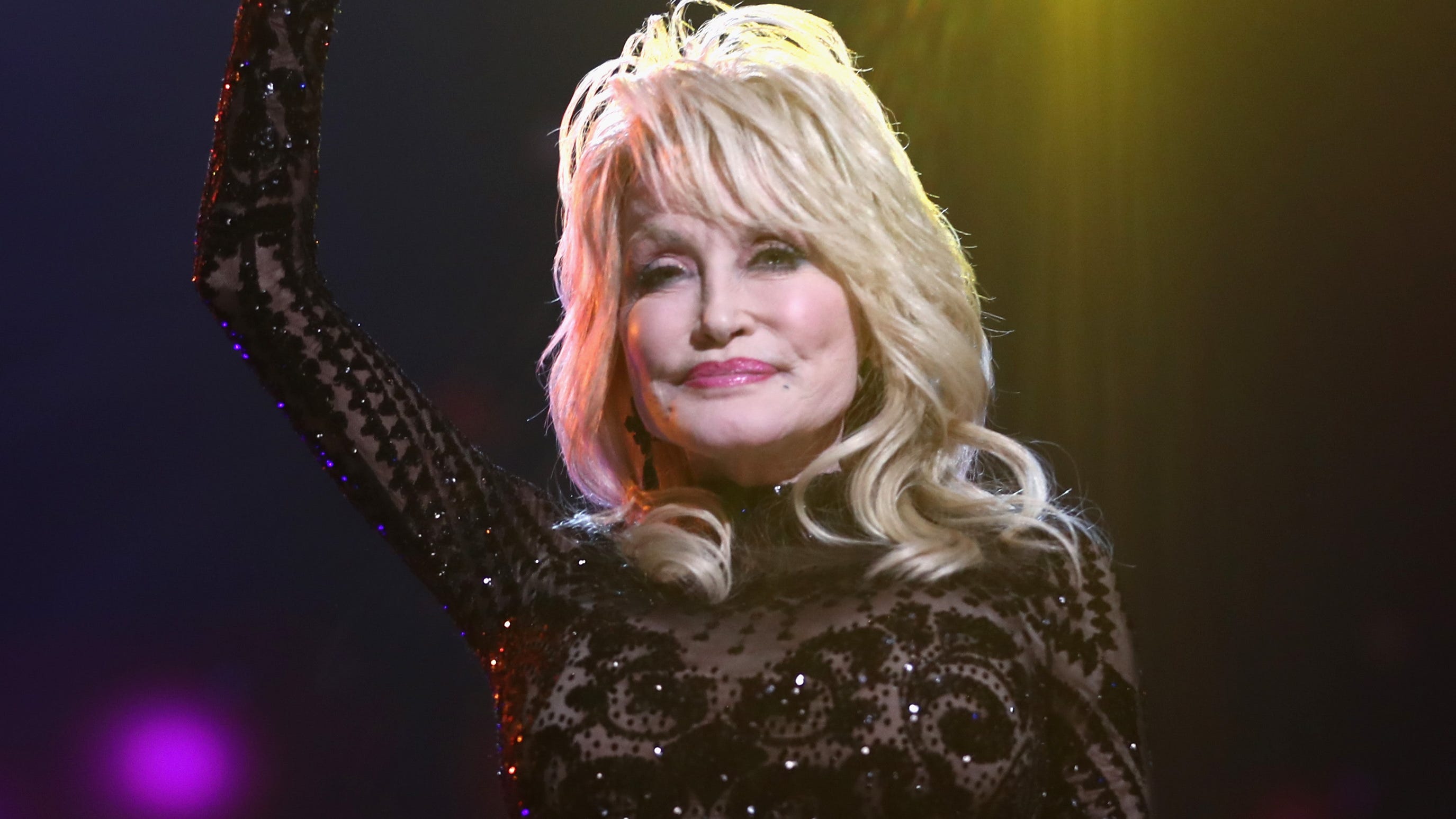 2750px x 1547px - Dolly Parton compared her tribute concert to watching porn