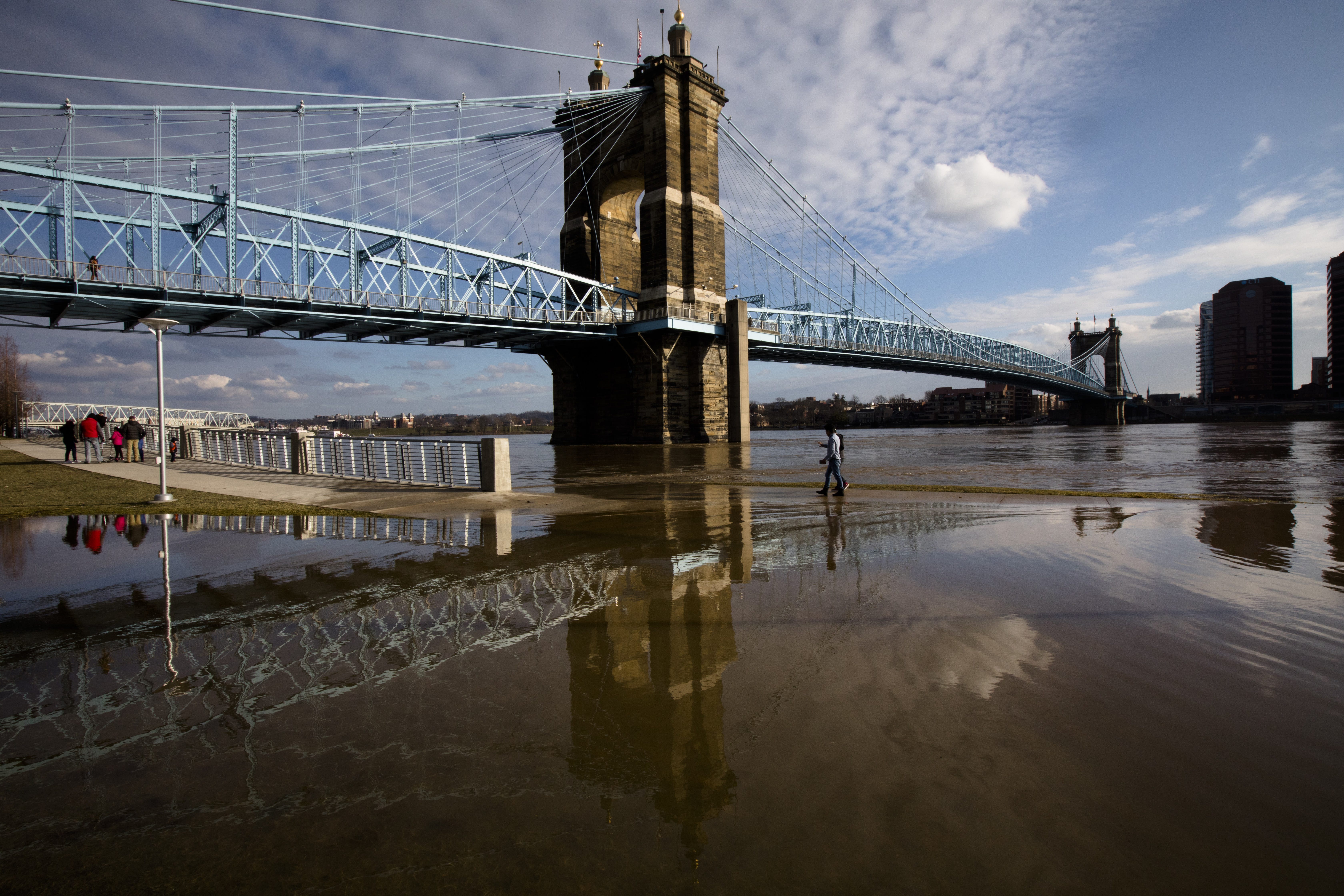 Ohio River Flooding National Weather Service Has Issued Flood Warning   8876c66e 9ad7 459f 9987 7d20bf1f9996 122518OhioHighWater01 