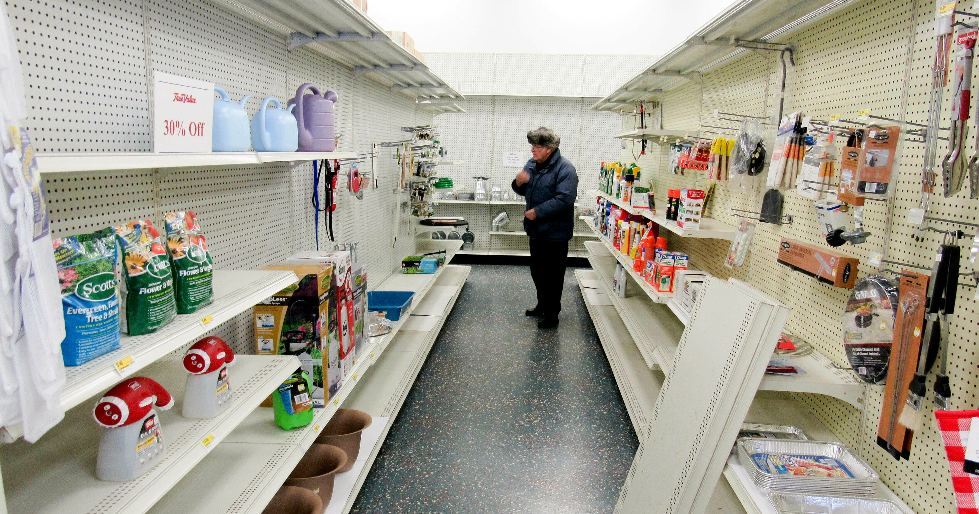  Hardware  store closing displays small  town retail struggles