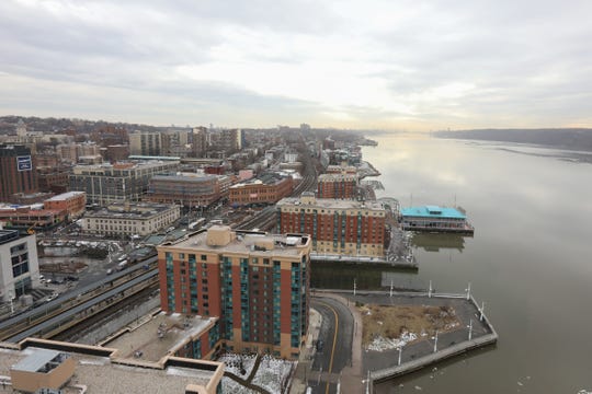 Opening of the Yonkers' River Club completes Hudson Park project