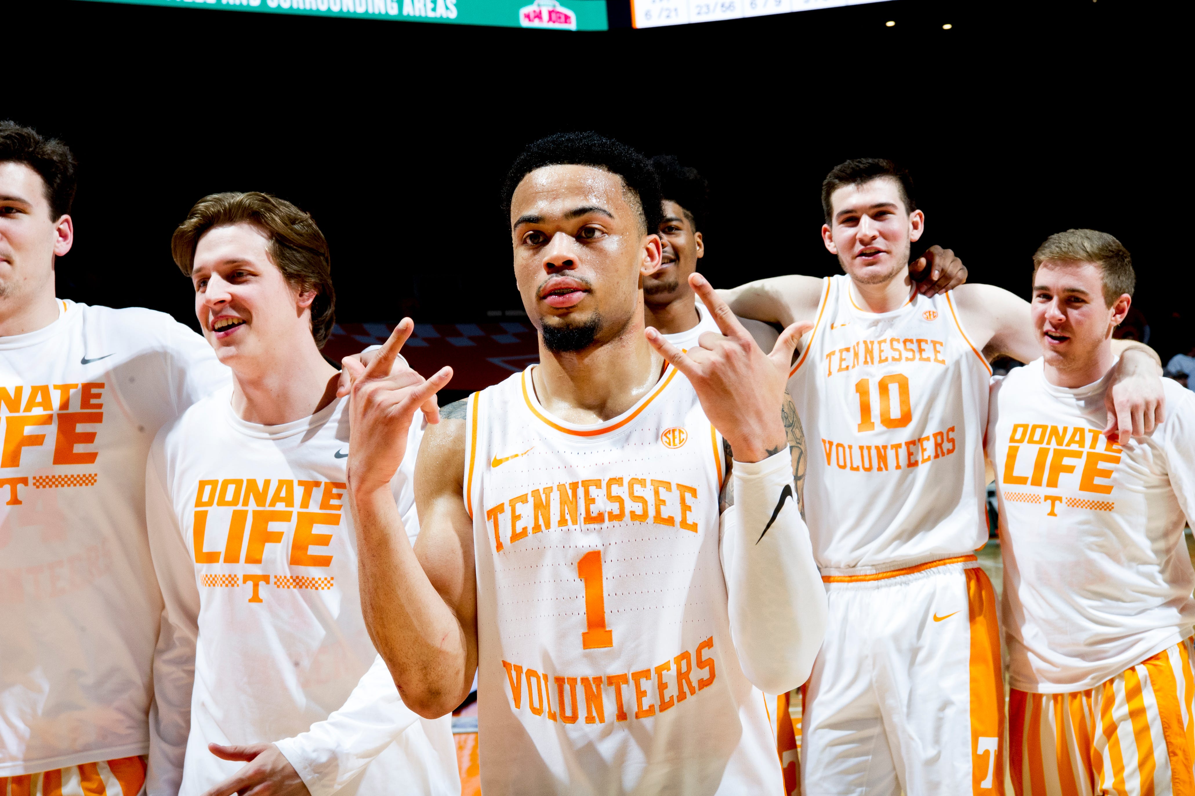 tennessee basketball striped pants