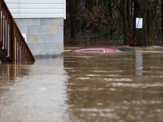 The Island in Pigeon Forge, Dollywood suffer minor issues from flooding