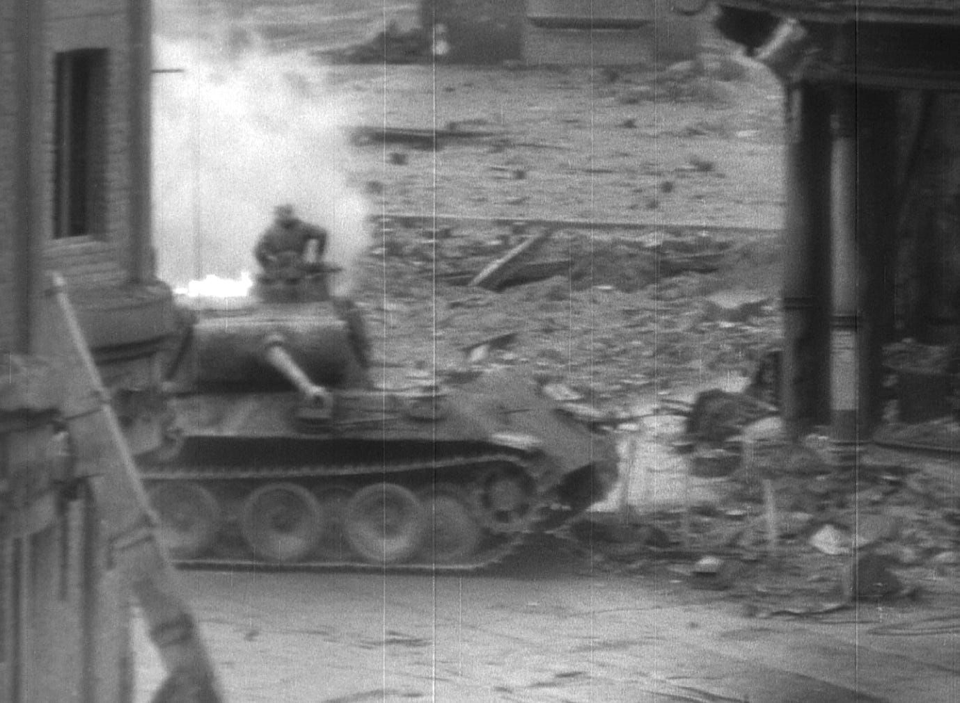 video of actual ww ii tank battle near the cathedral in cologne, germany