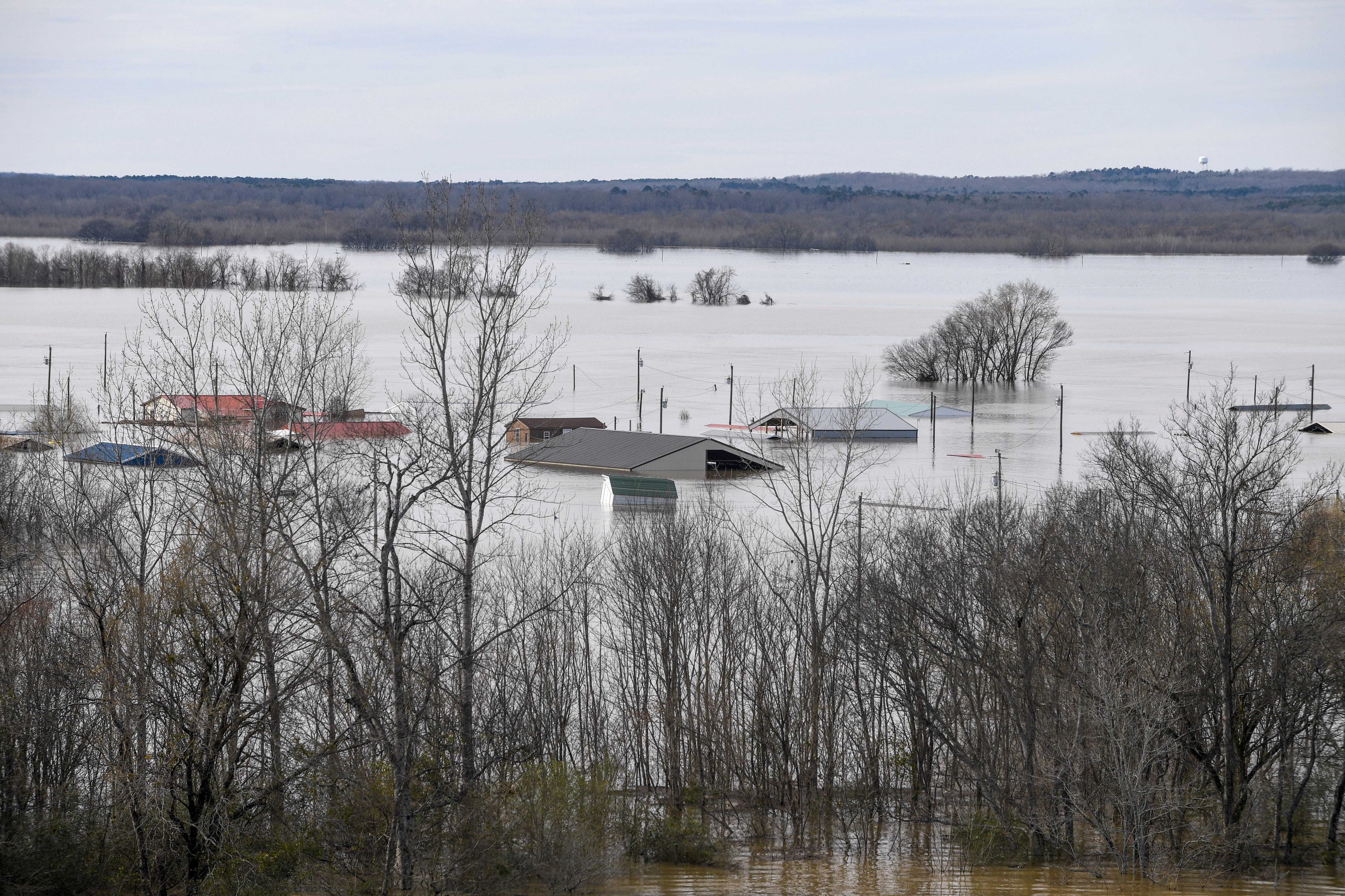 Hardin County Braces For Damage Left Behind By Receding Flood Waters   919baee3 1025 4303 A0cd F5aa11504687 Hpt Tennessee River Flooding 12.JPG