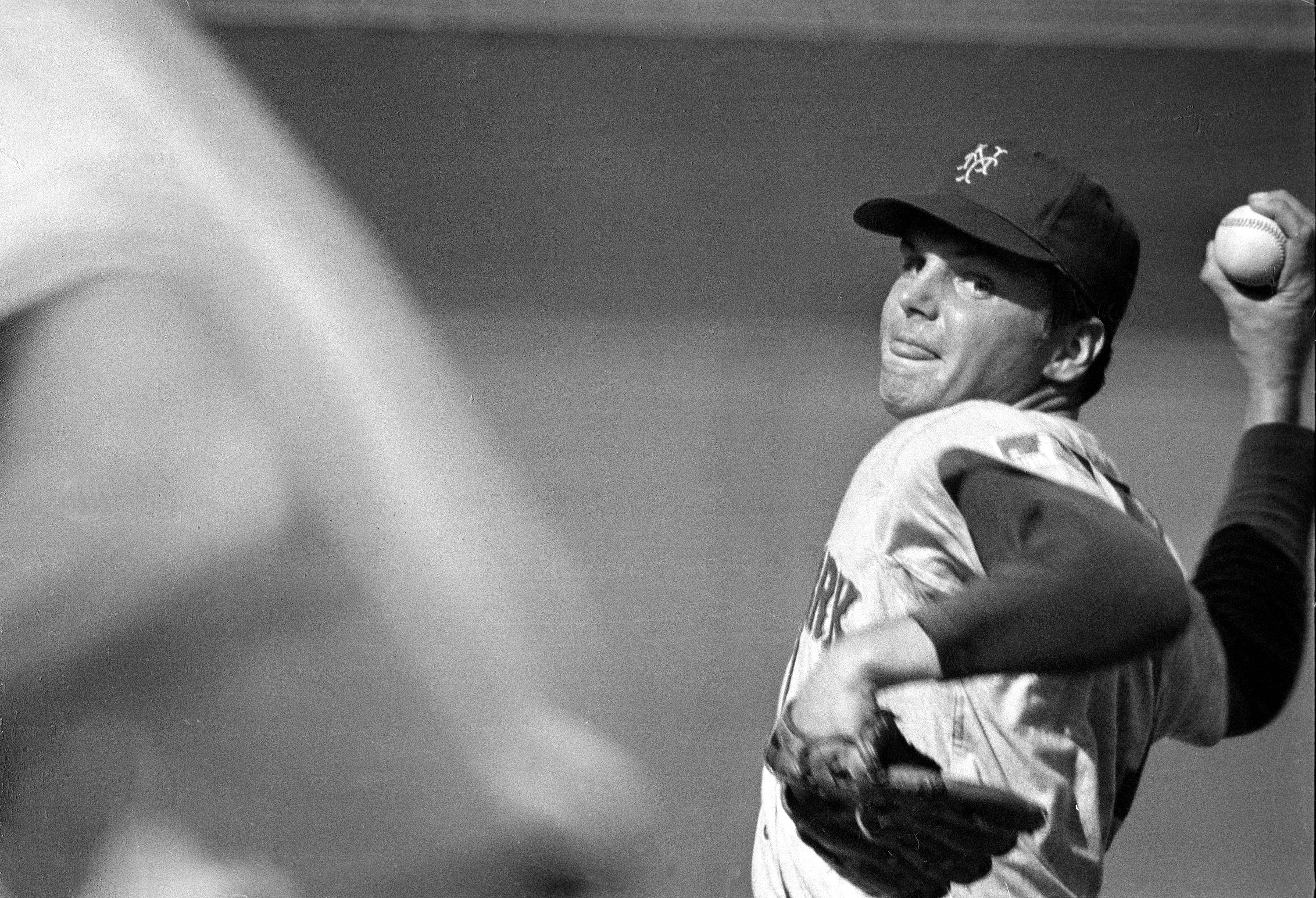 tom-seaver-the-ultimate-met-almost-pitched-for-the-phillies