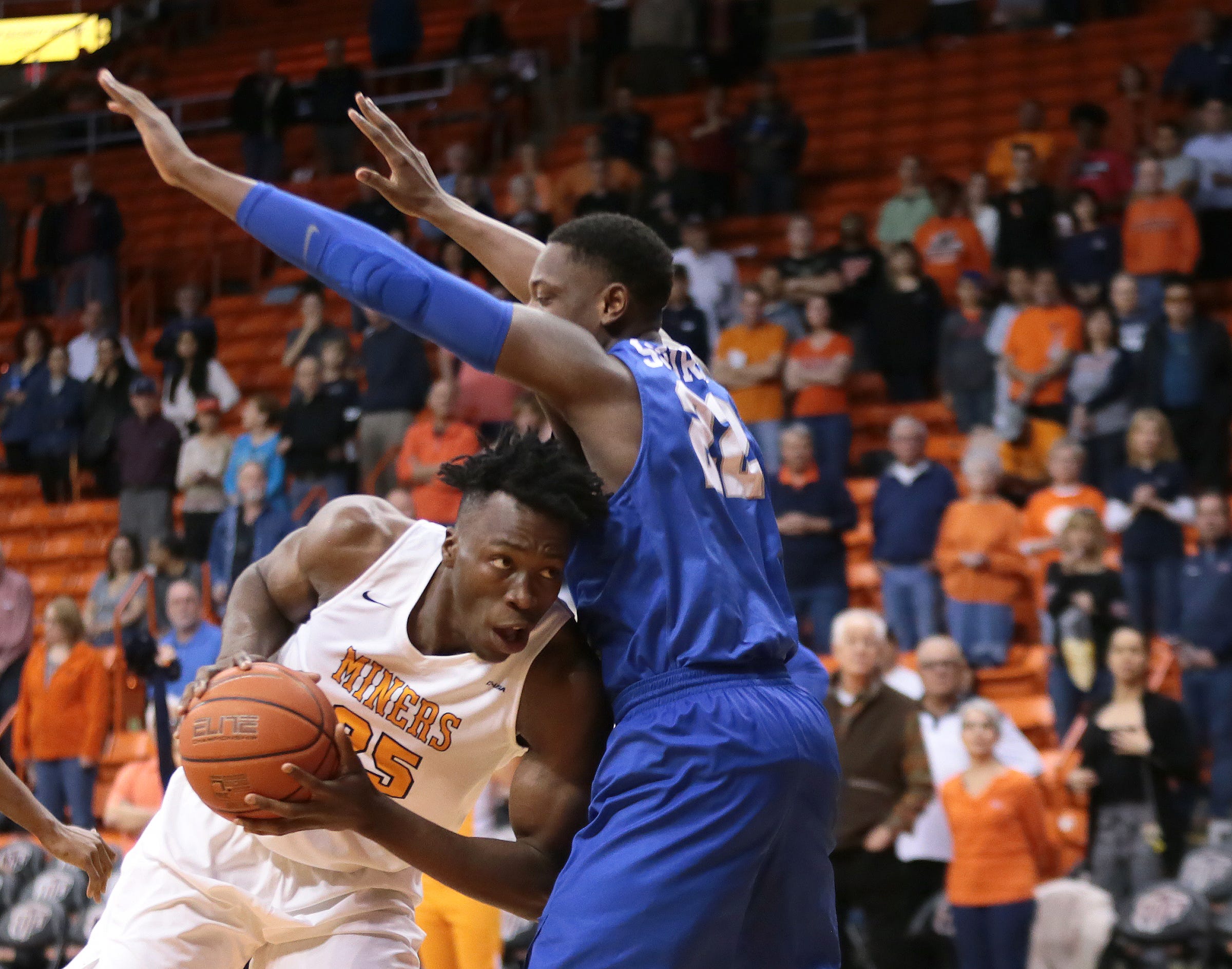 Tim Hardaway Sees UTEP Miners Lose Last Home Game To Middle Tennessee