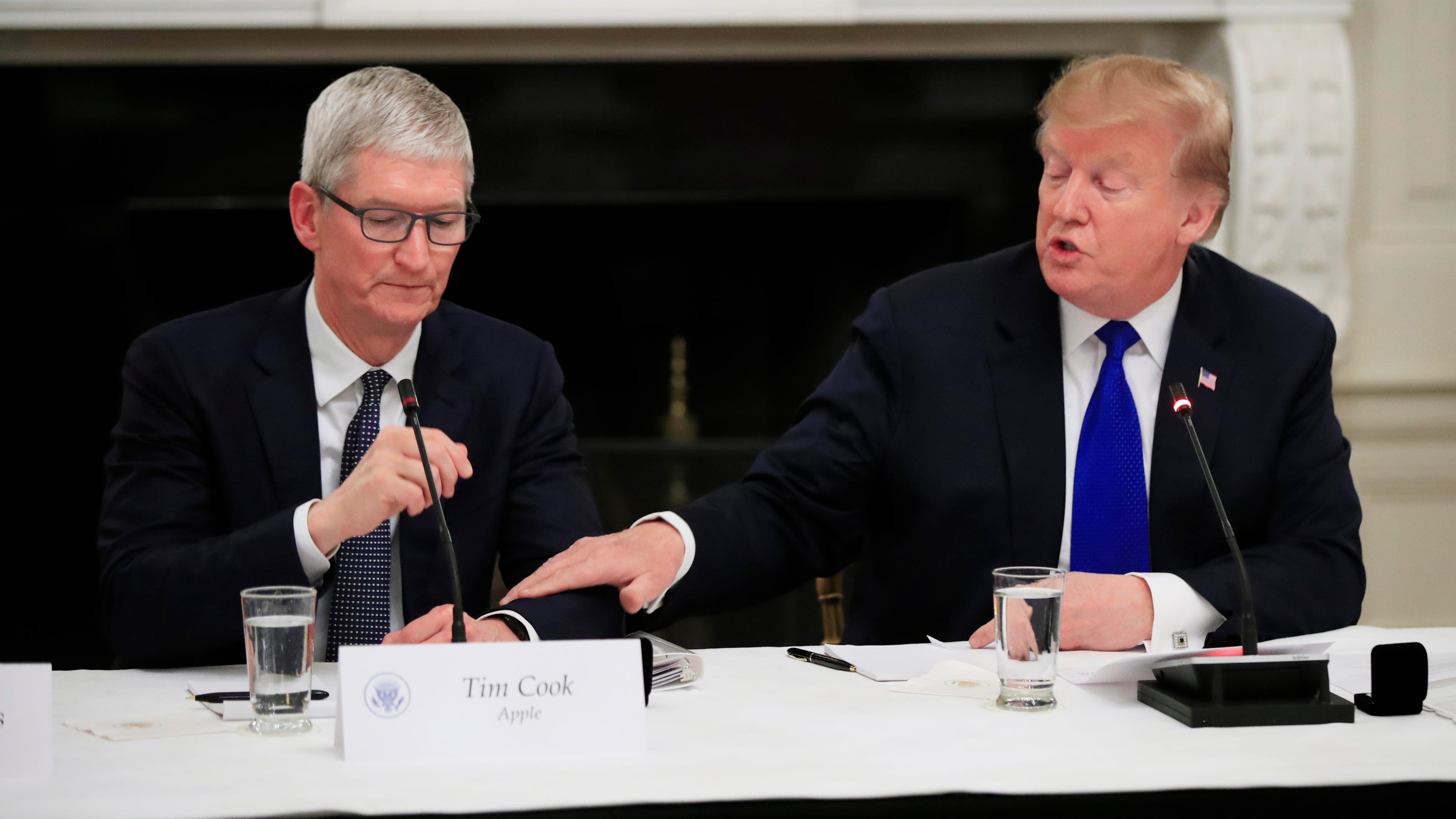 Tim Apple: President Trump dinner plans with Apple CEO