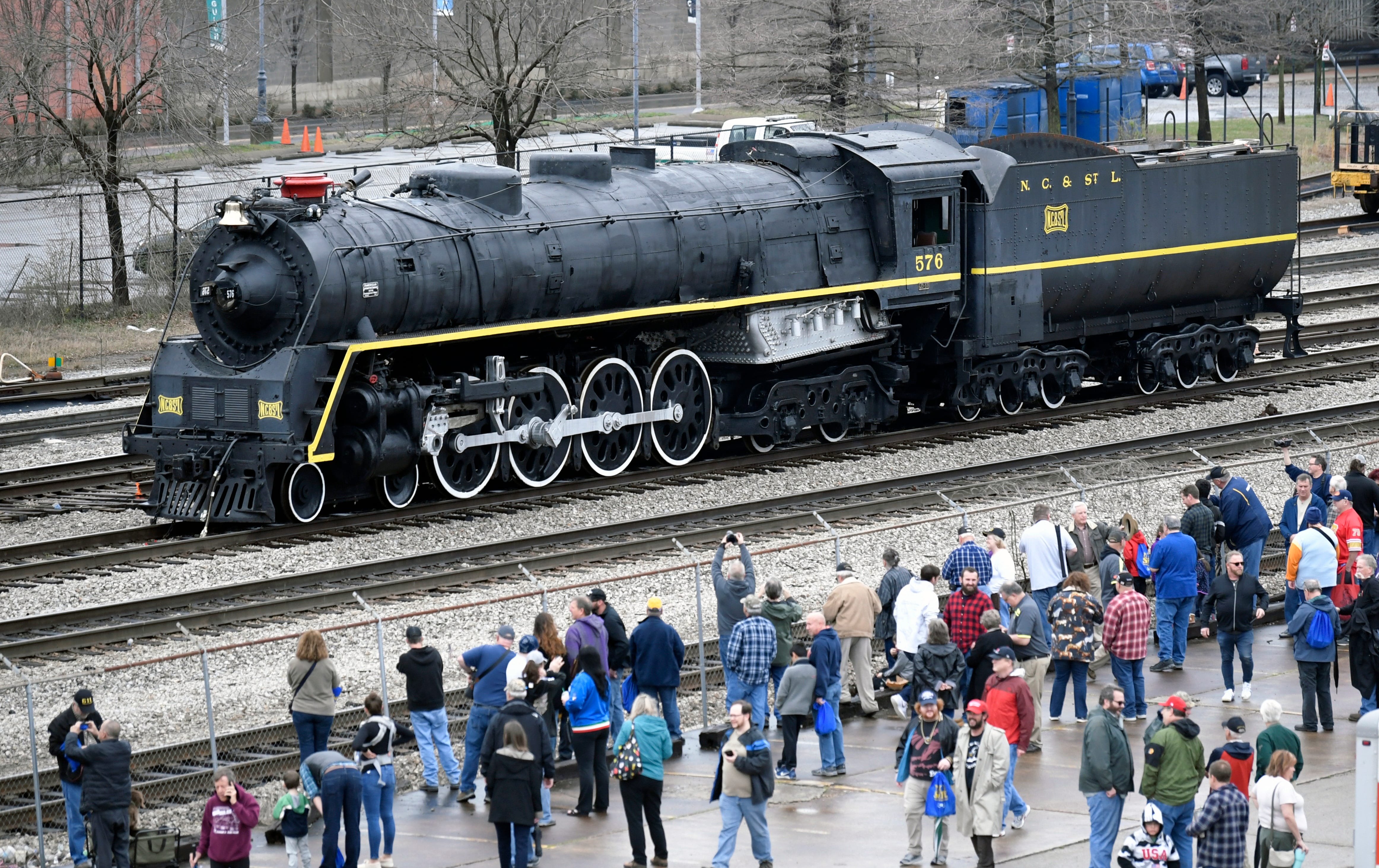 Centennial Park S World War Ii Era Steam Locomotive Returns To Nashville