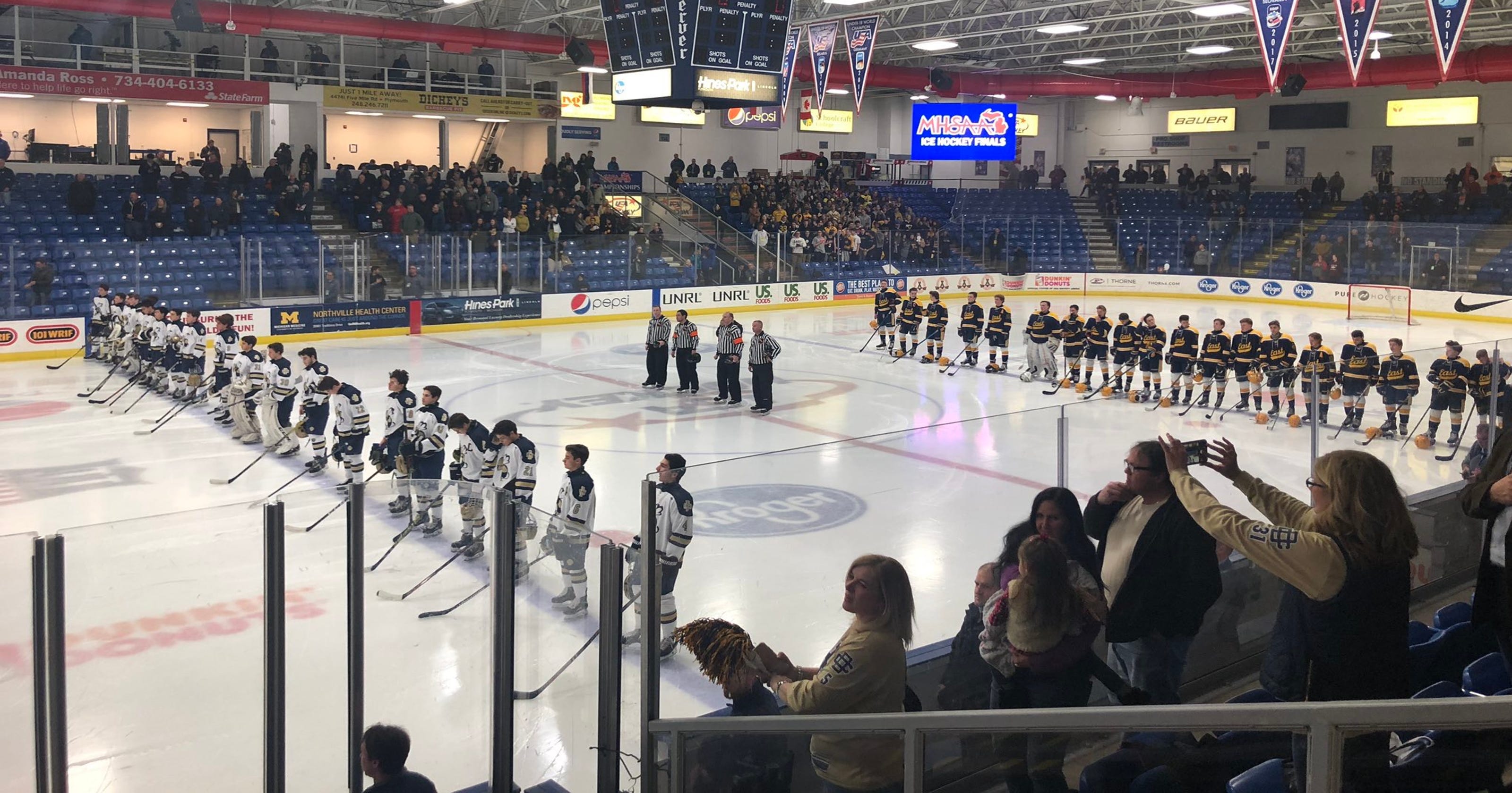Detroit Country Day hockey advances to Division 3 state final