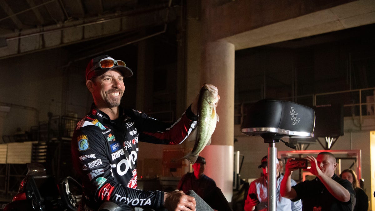 Bassmaster classic Behind the scenes at weighin