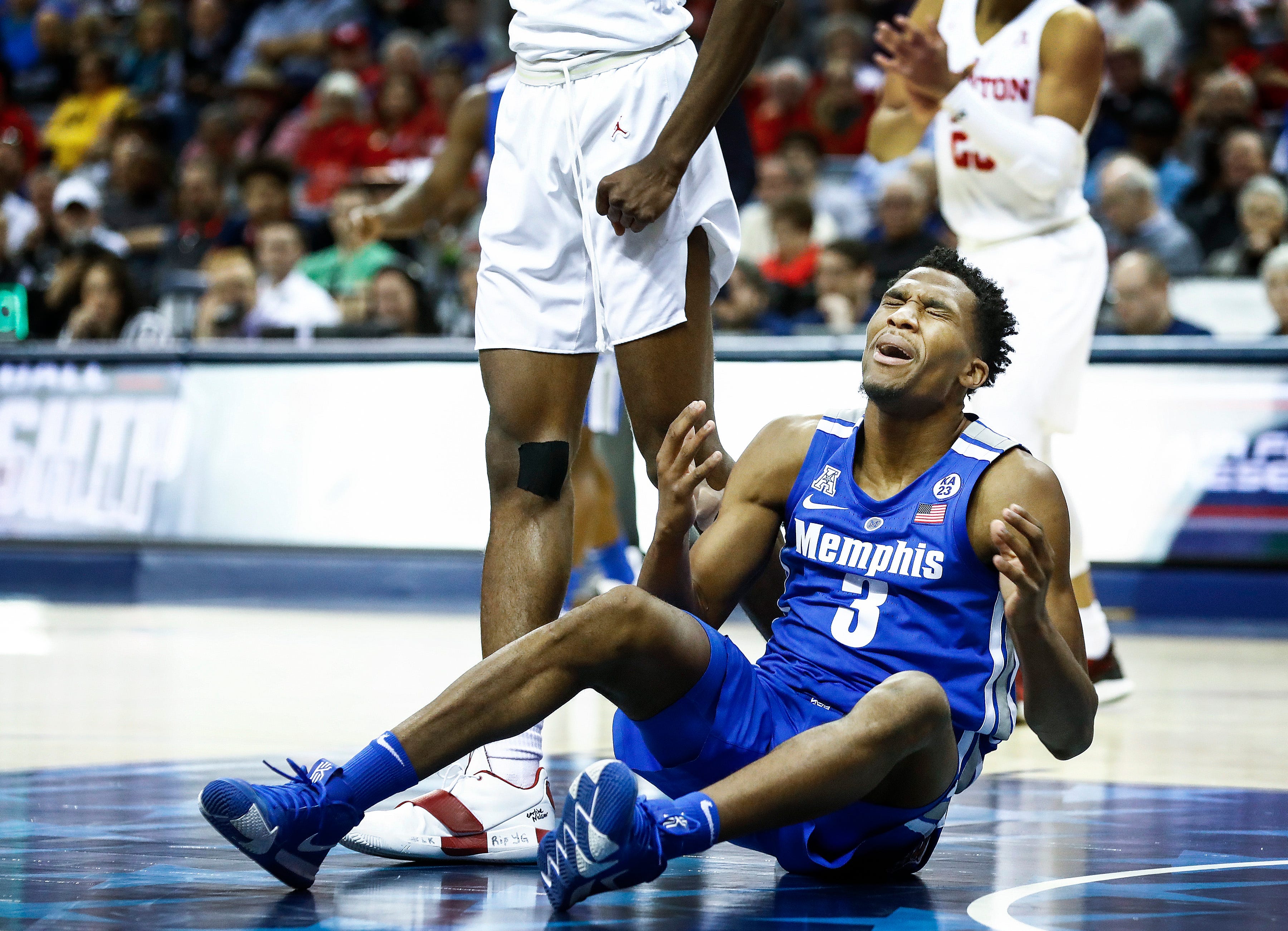 Houston Beats Memphis Basketball, Ends Tigers' NCAA Tournament Dreams