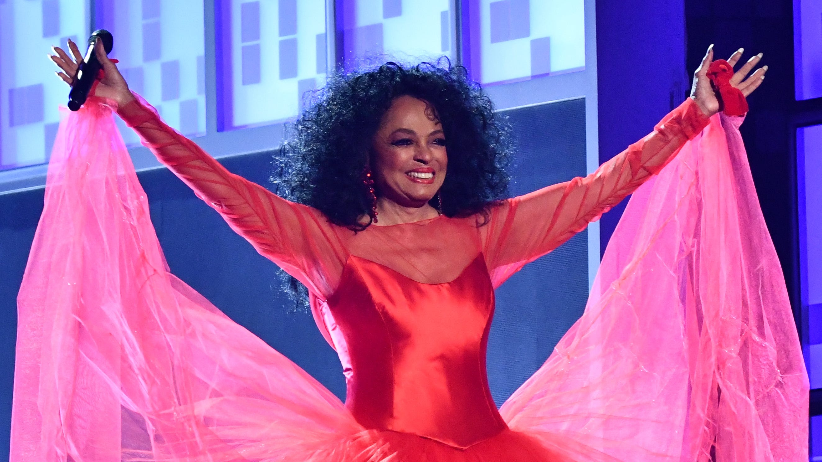 Diana Ross Is Coming Out To The Louisville Palace