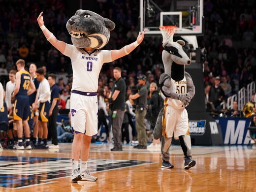 First round: The Kansas State and UC Irvine mascots perform.