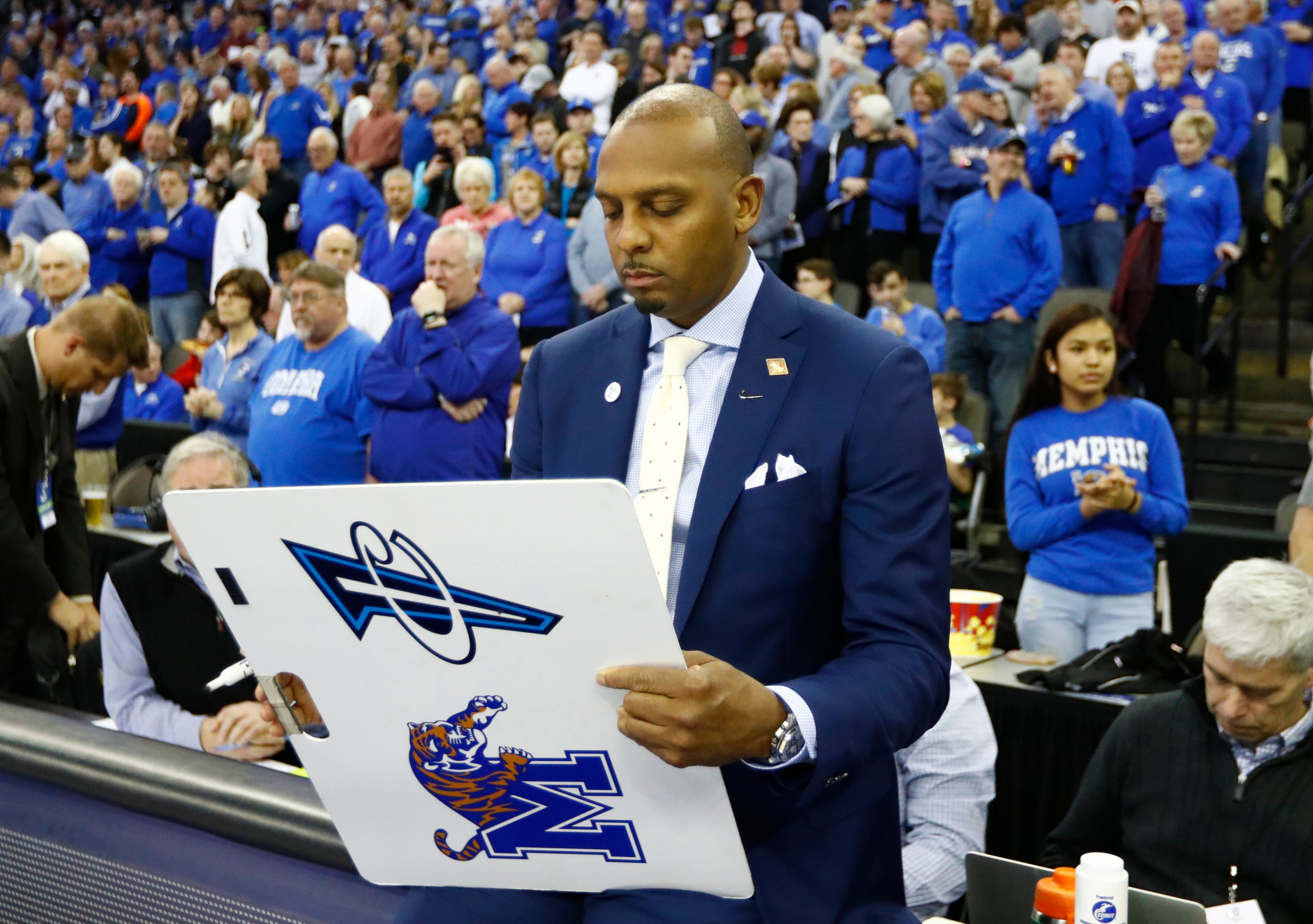 Memphis Tigers Basketball | Bleacher Report | Latest News, Scores ...