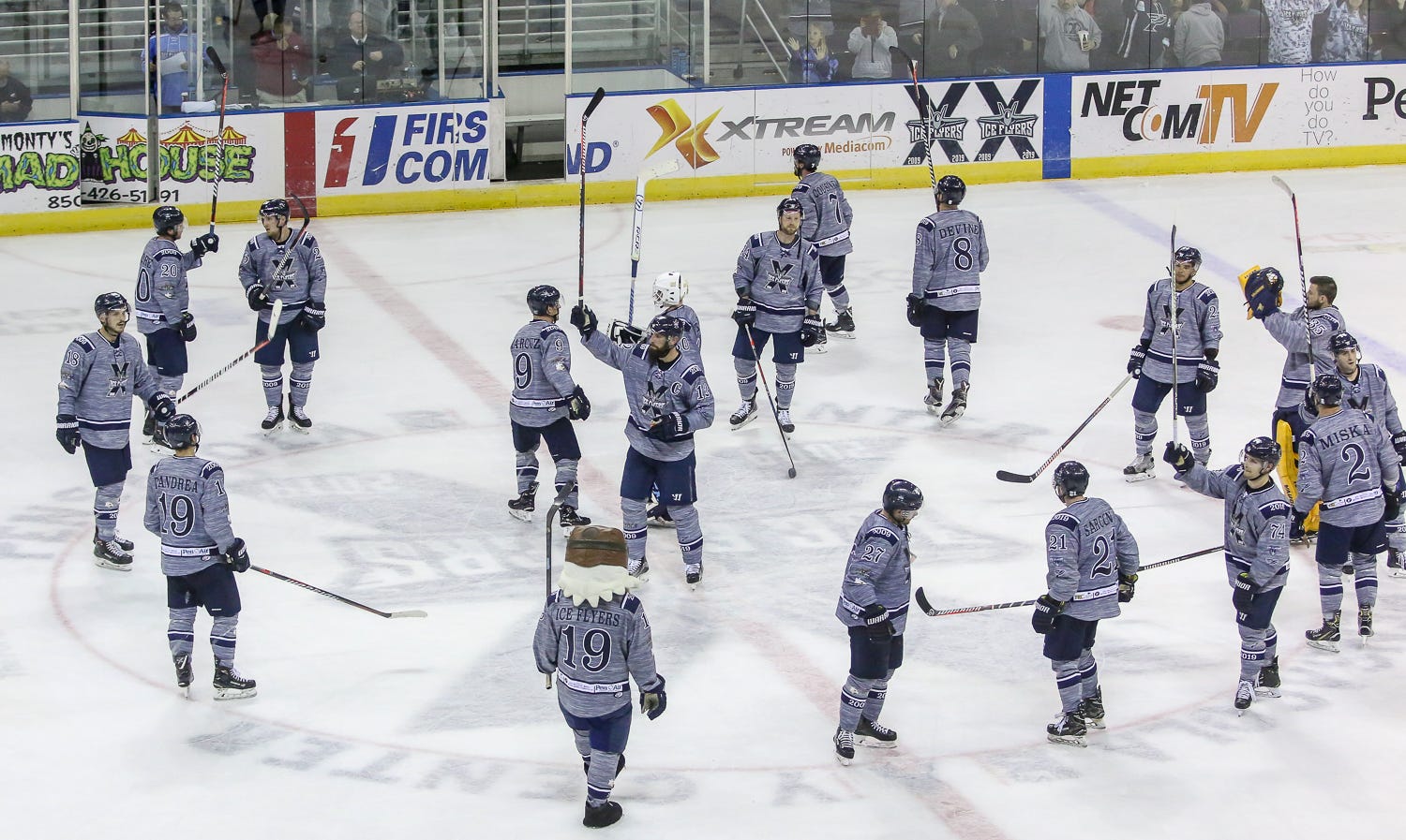 Ice Flyers celebrate 10th anniversary with dramatic late winner