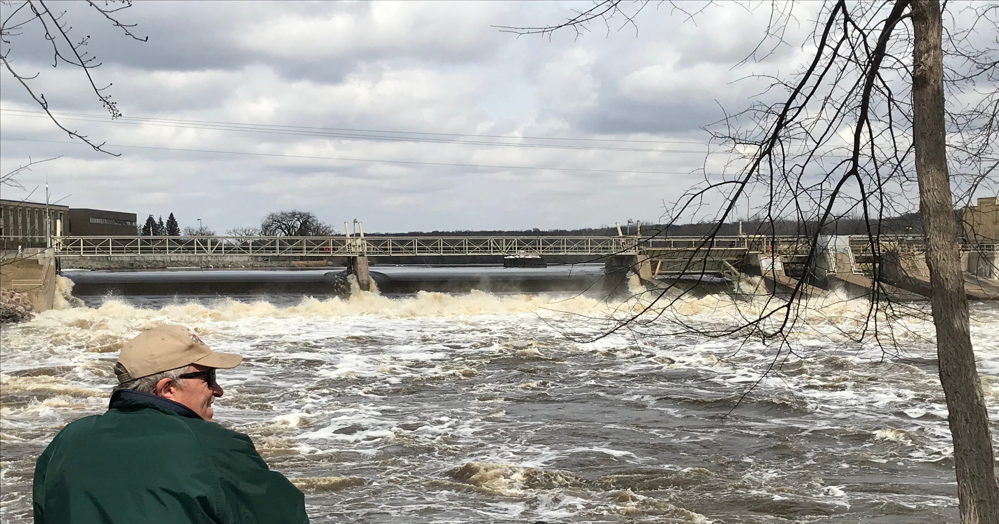 Minnesota flooding St. Cloud sees relief, threat of April rain looms