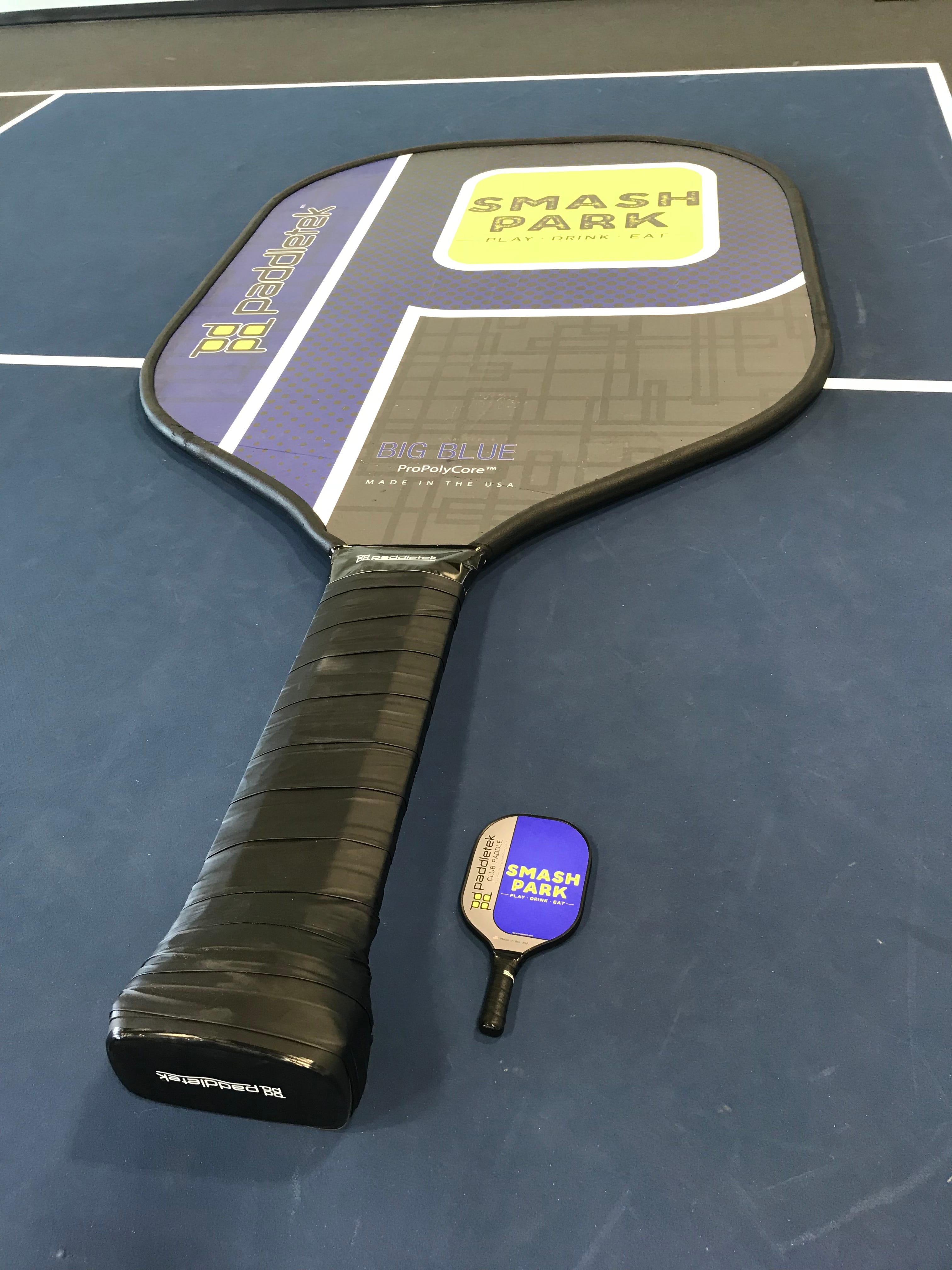 oversized pickleball paddles