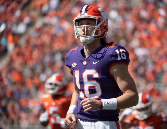 Clemson Football Qb Trevor Lawrence Took Step Forward This