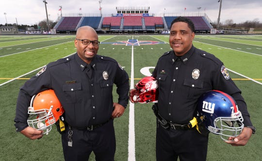 Former Nfl Players Find Second Careers As Louisville Police