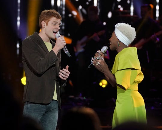 AMERICAN IDOL - "211 (All-Star Duets)" - The remaining 10 competitors of the Top 20 perform duets with famous partners from the Wiltern in Los Angeles, while the search for the next American superstar continues on the ABC television network , MONDAY APRIL 8 (8:00 PM - 10:00 PM EDT), streaming and on demand. After the performances, the tension will go up as the remaining 10 competitors discover who has won the last seven places, completing the Top 14 in a final elimination that will leave the spectators stunned. (ABC / Eric McCandless)
JEREMIAH LLOYD HARMON, CYNTHIA ERIVO "width =" 540 "data-mycapture-src =" "data-mycapture-sm-src ="