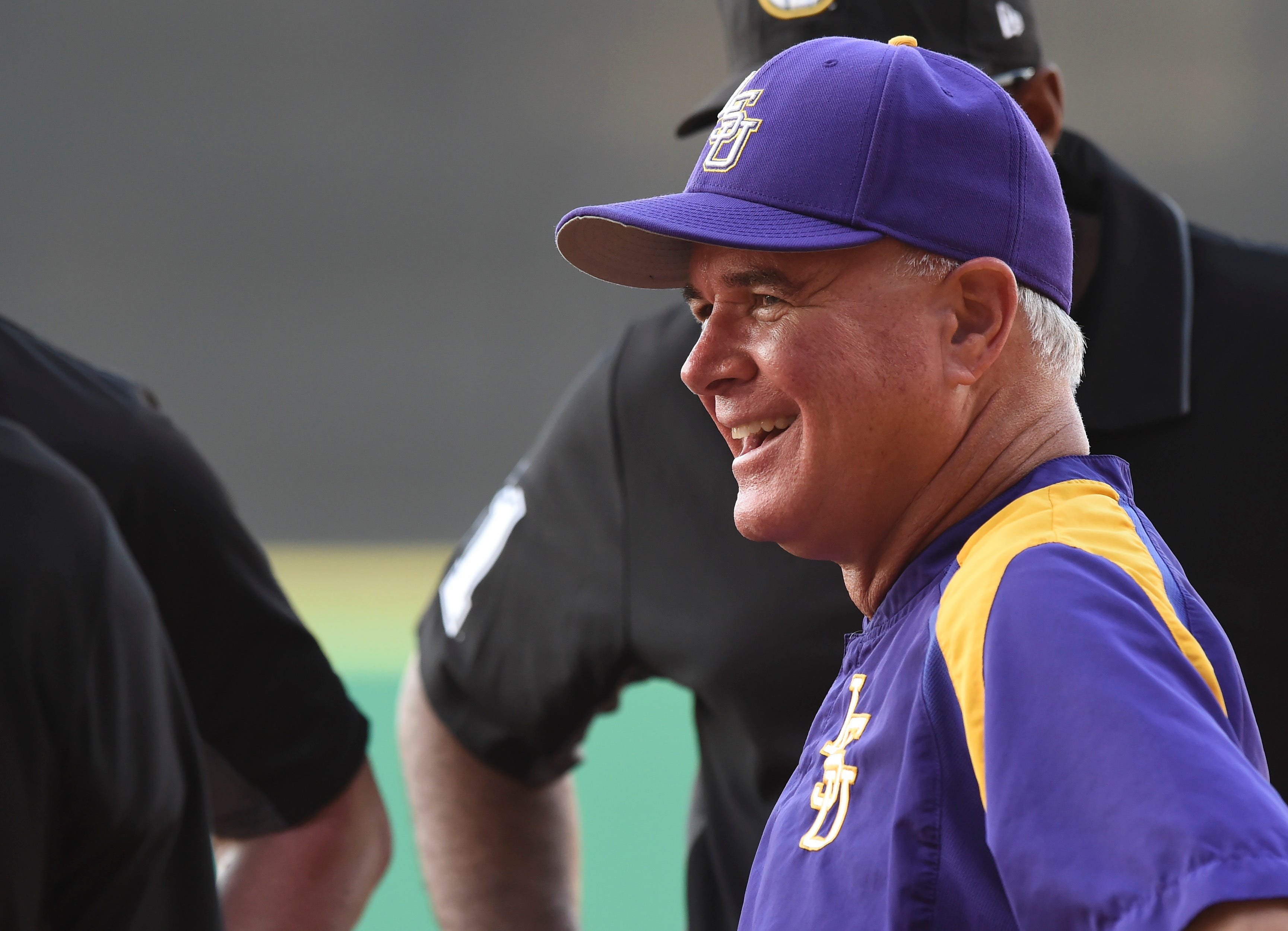 Wife Of LSU Baseball Coach Paul Mainieri Gets Game Ball From Regional