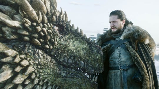 Jon Snow (Harington Kit) gets up and personal with a dragon ...